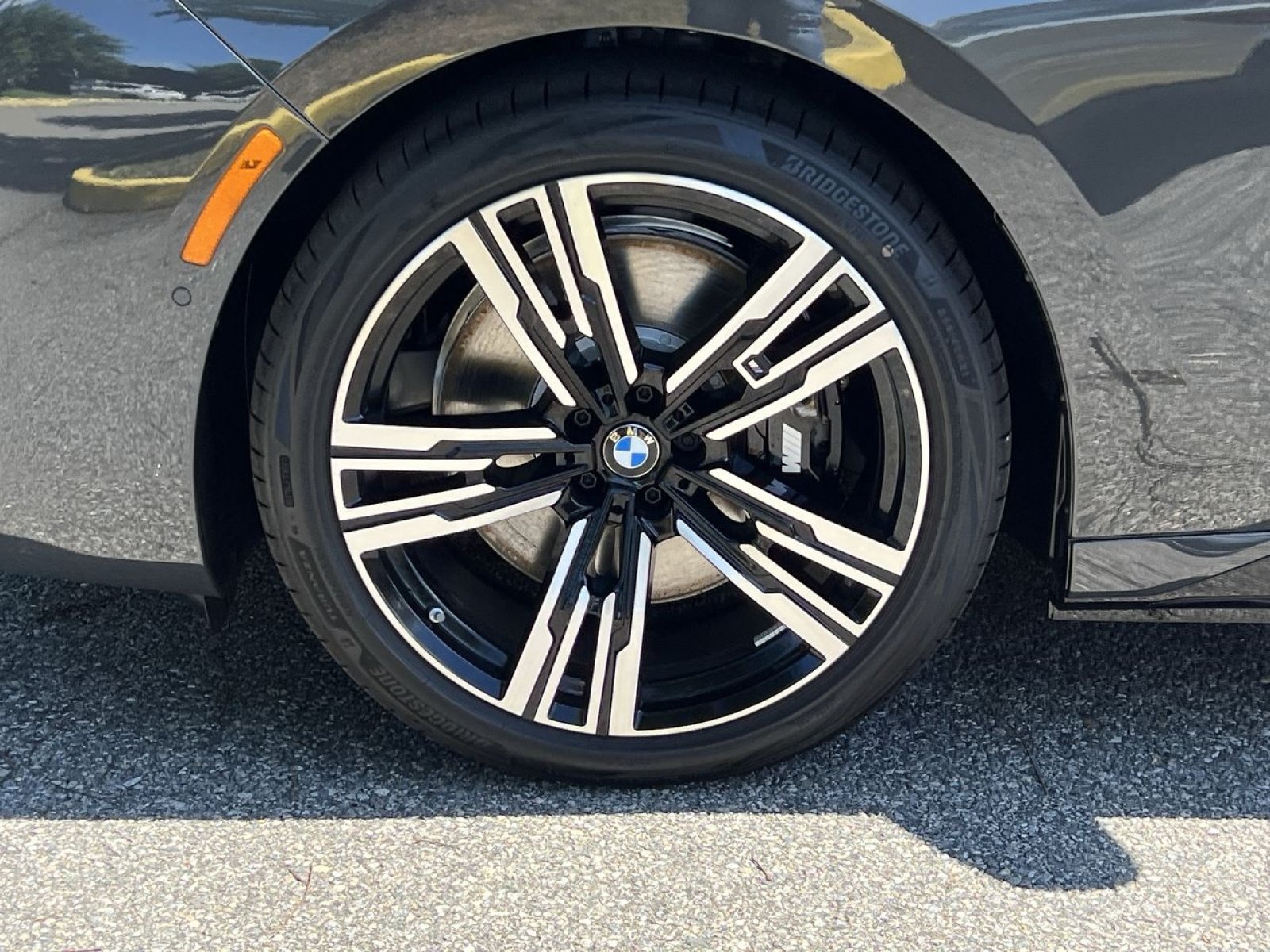 2026 BMW i7 60 - Photo 9