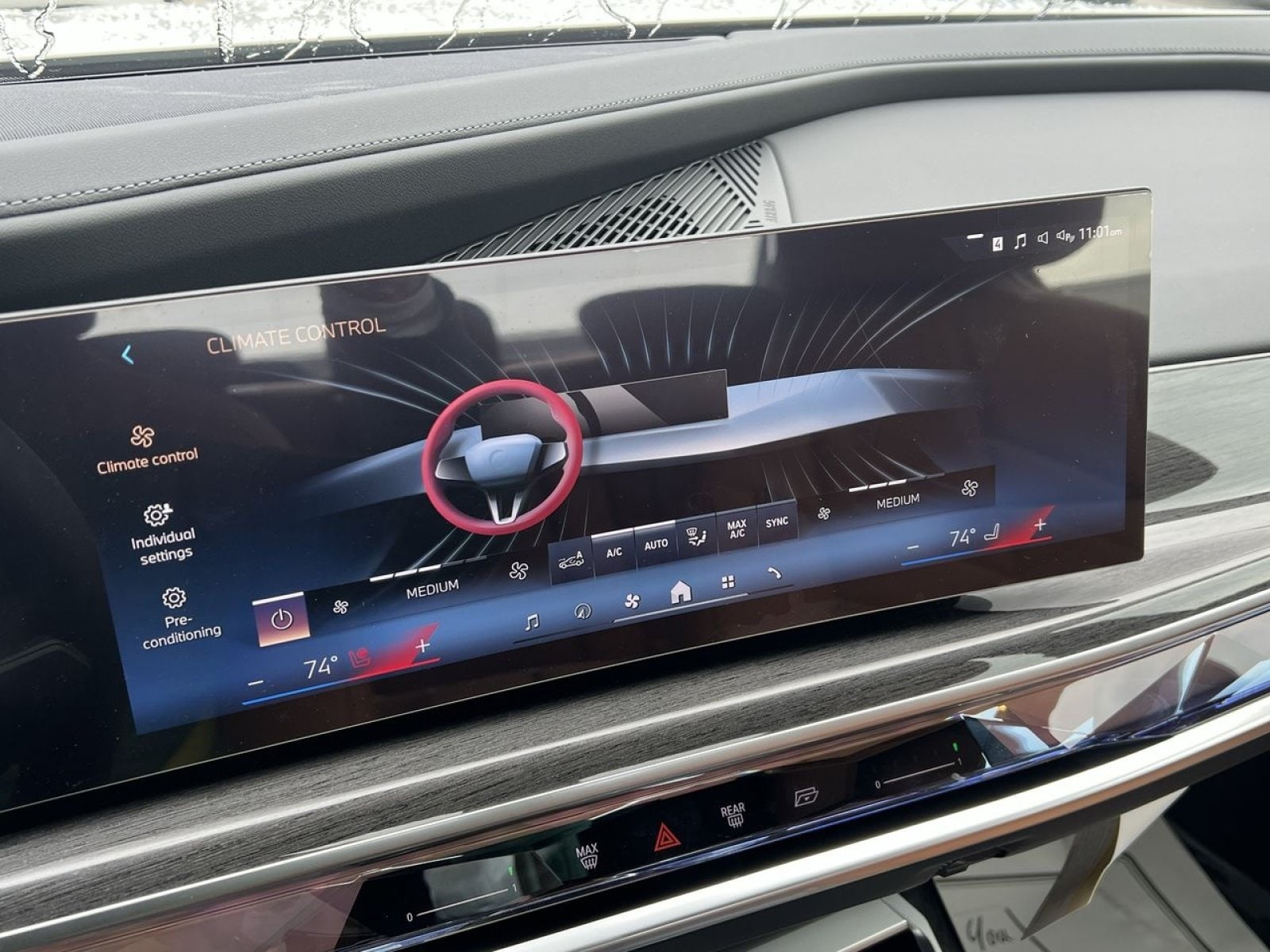 2026 BMW 7 Series 740i - Photo 18
