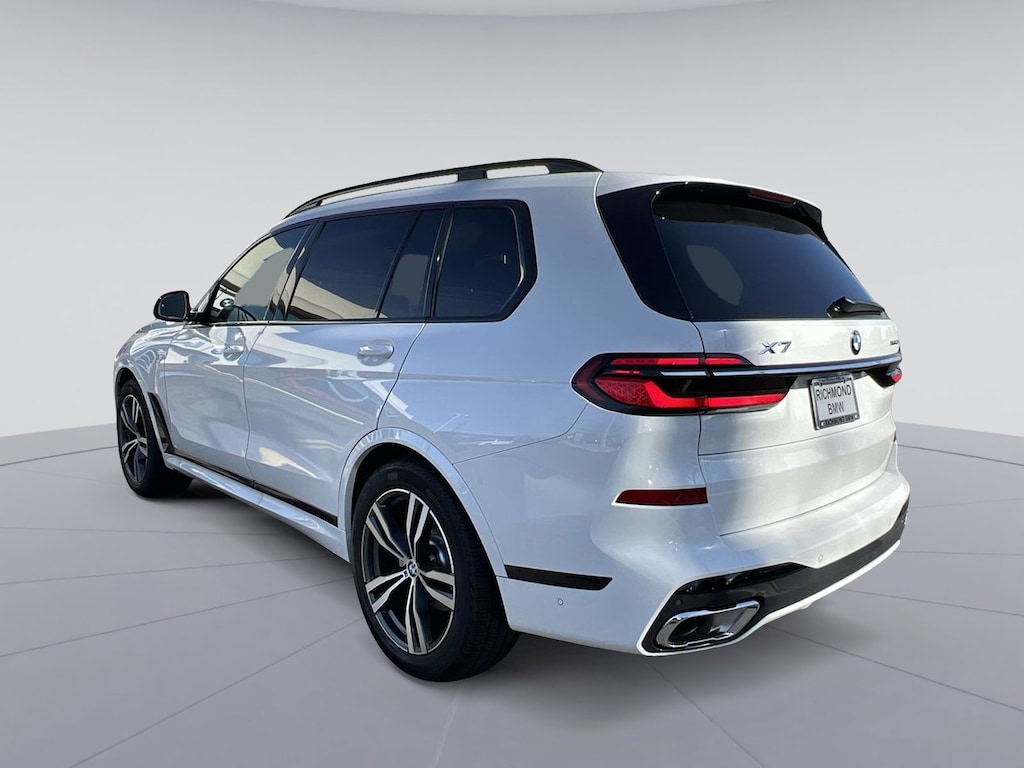 New 2026 BMW X7 xDrive40i SUV