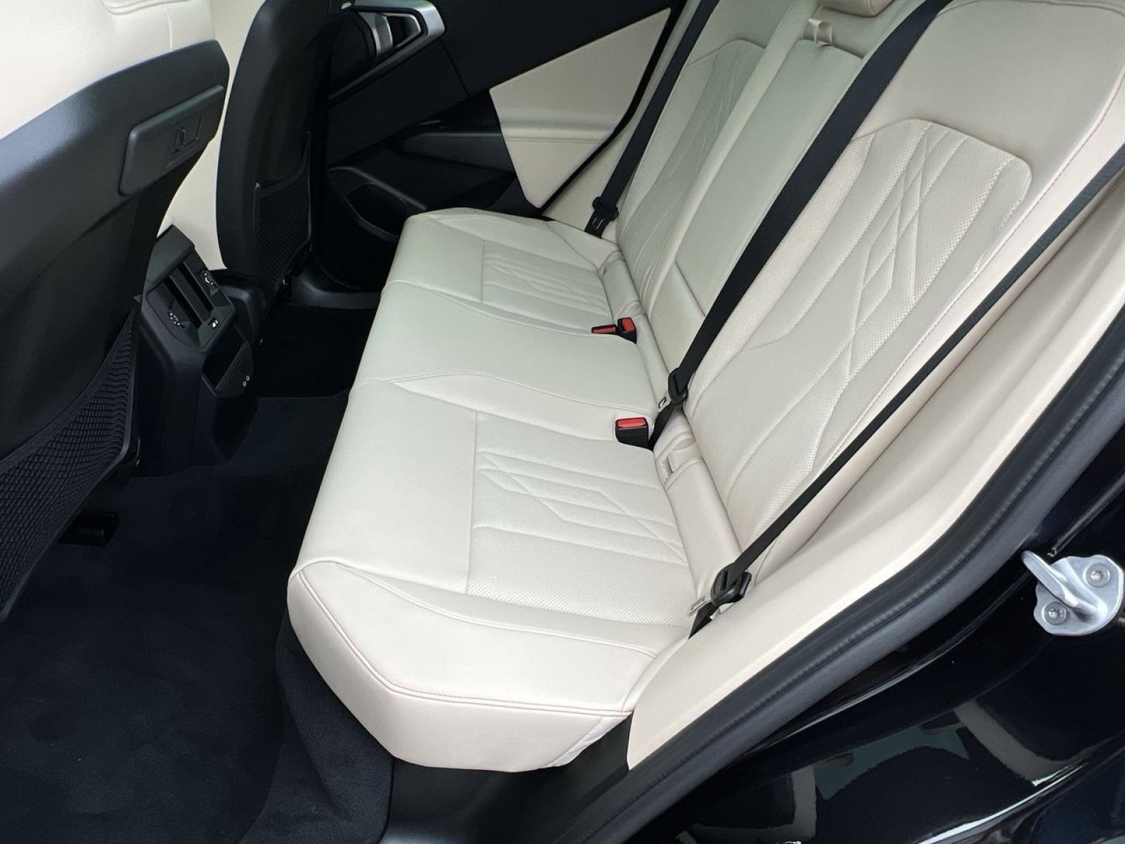 2026 BMW X3 30 - Photo 22