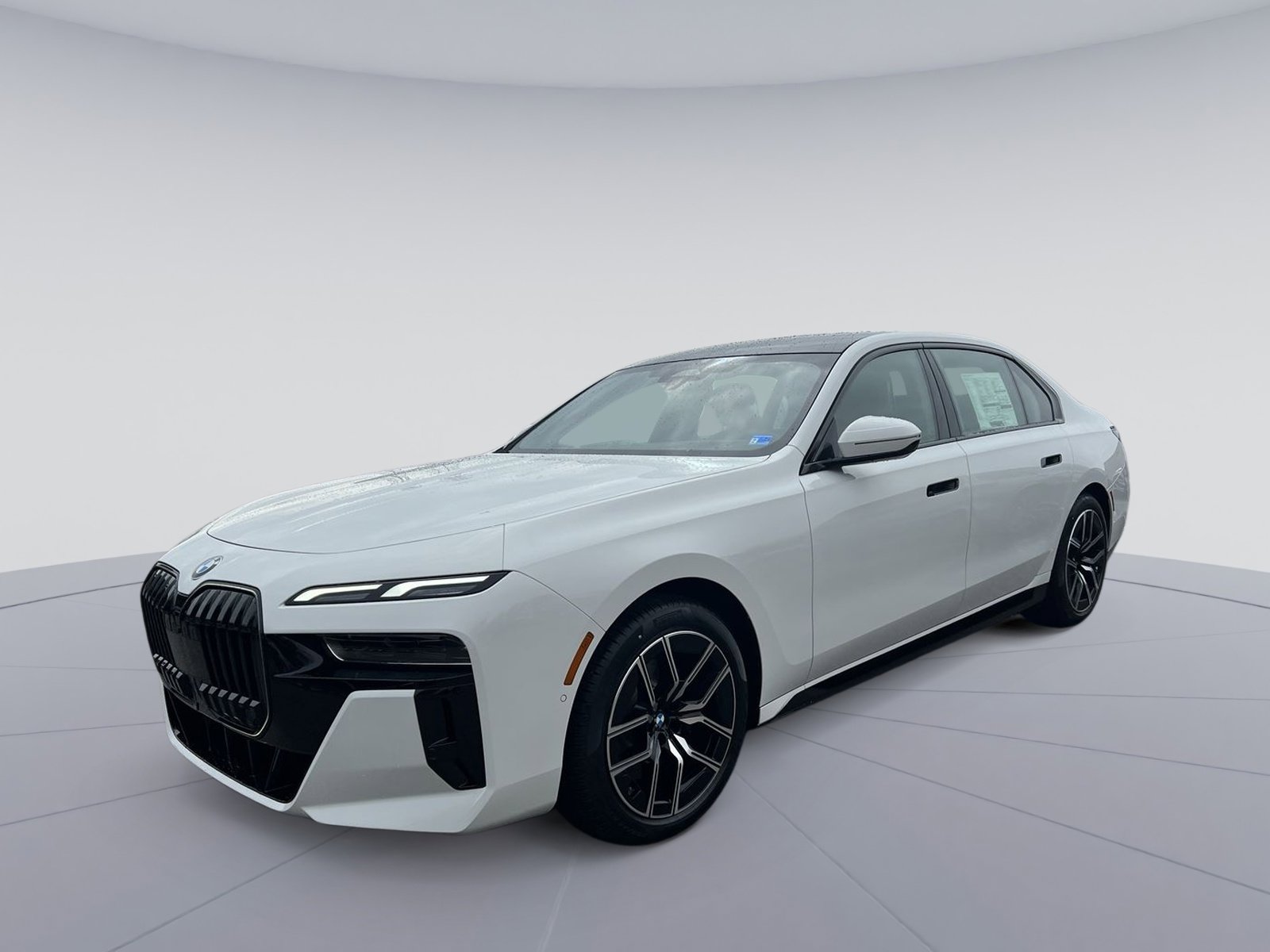 2026 BMW 7 Series 740i xDrive Sedan's photo
