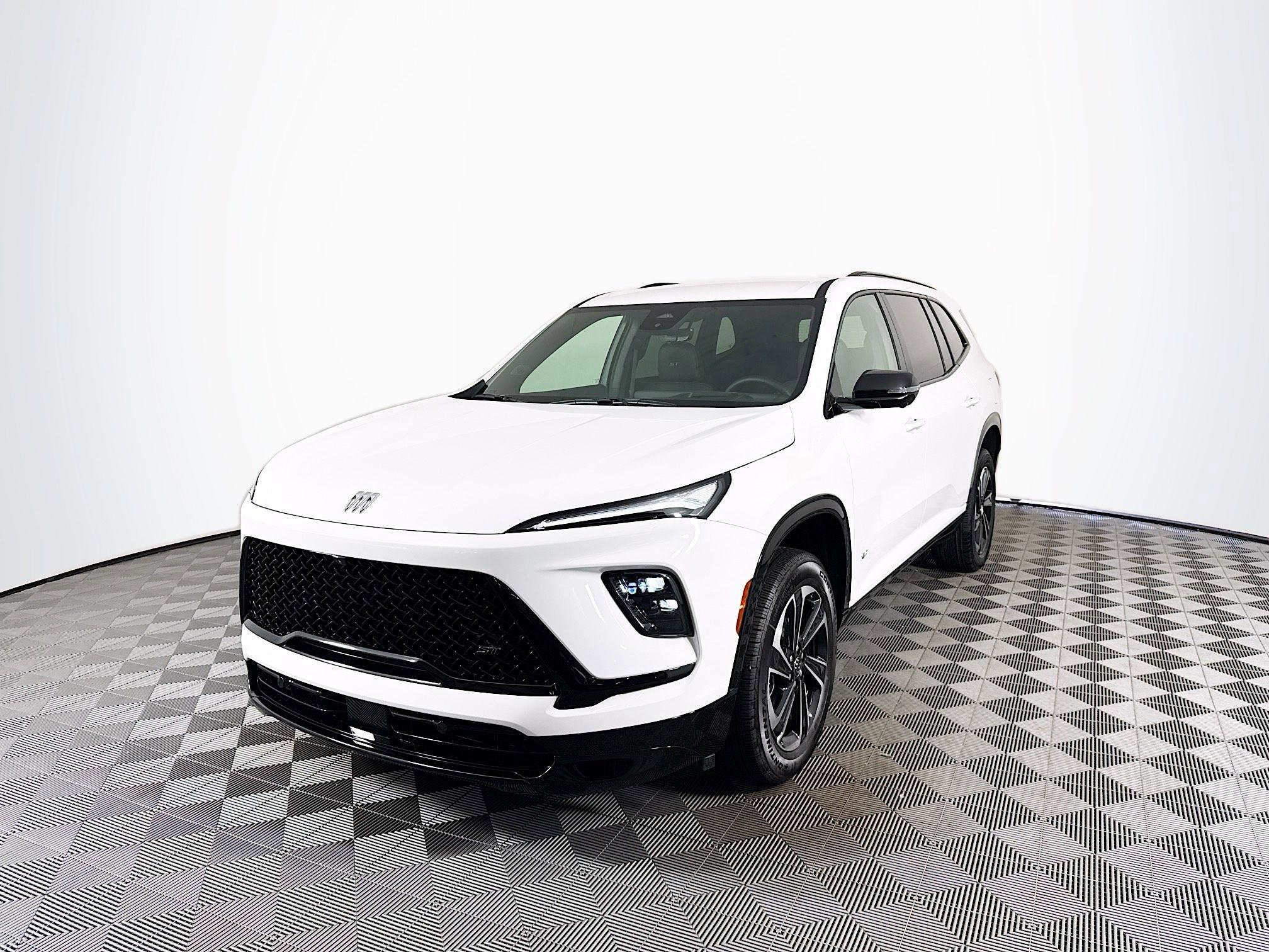 2026 Buick Enclave Sport Touring's photo