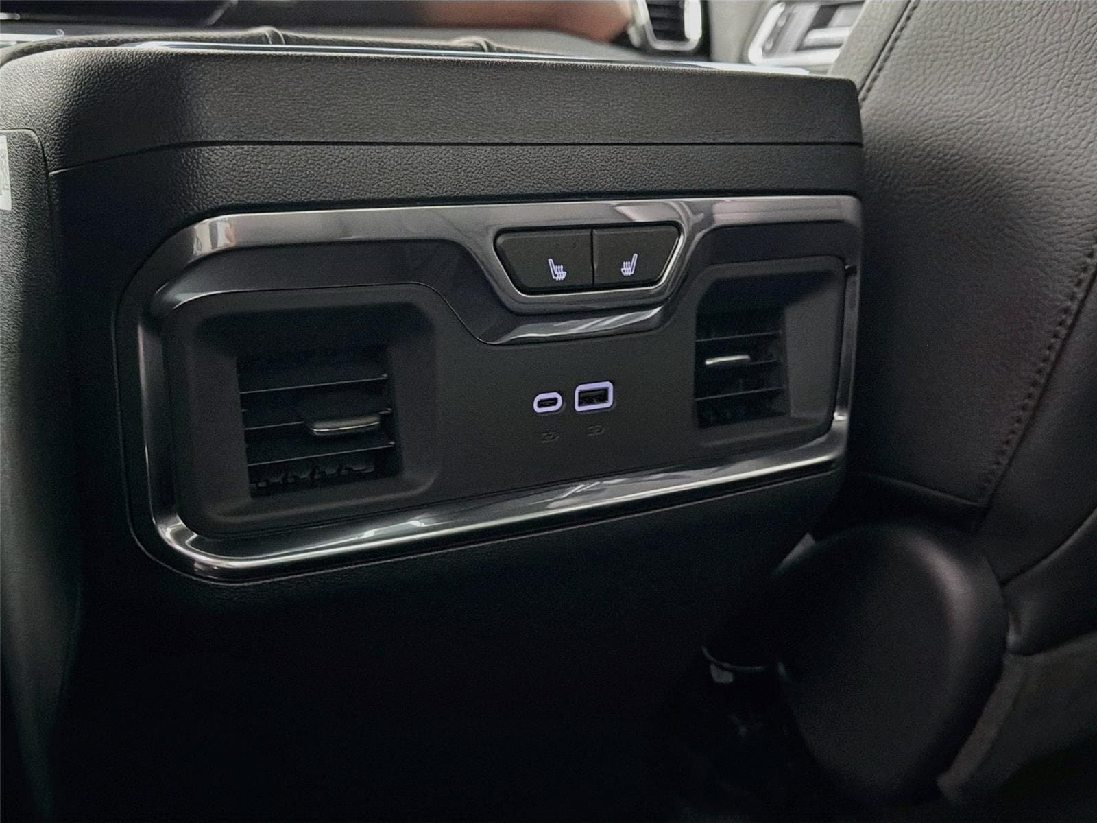 2026 GMC Sierra 2500HD Denali - Photo 27