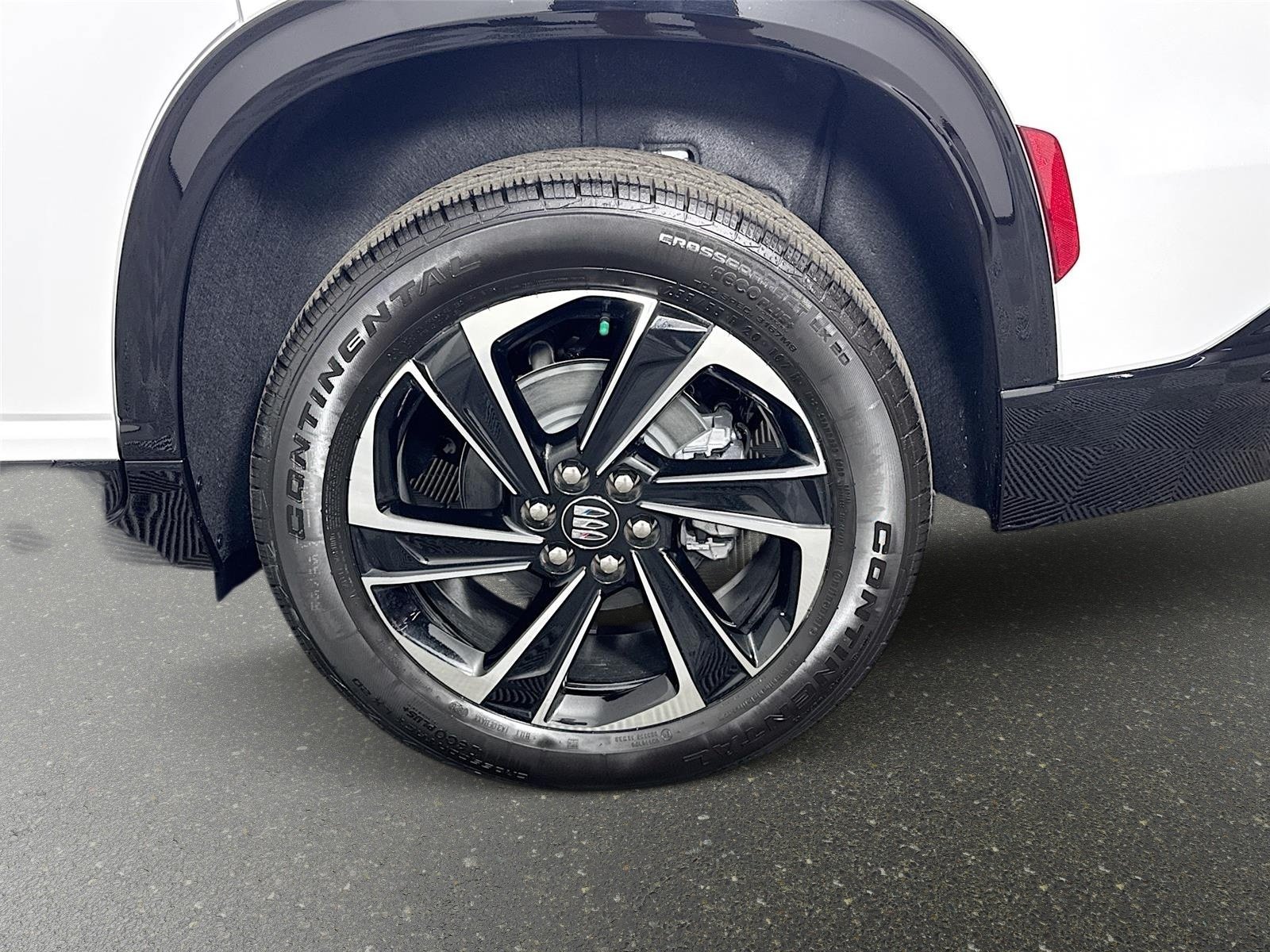 2026 Buick Enclave Sport Touring - Photo 33