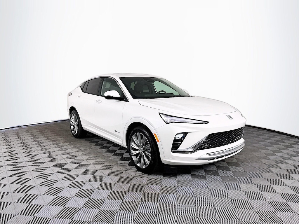 New 2025 Buick Envista Avenir SUV