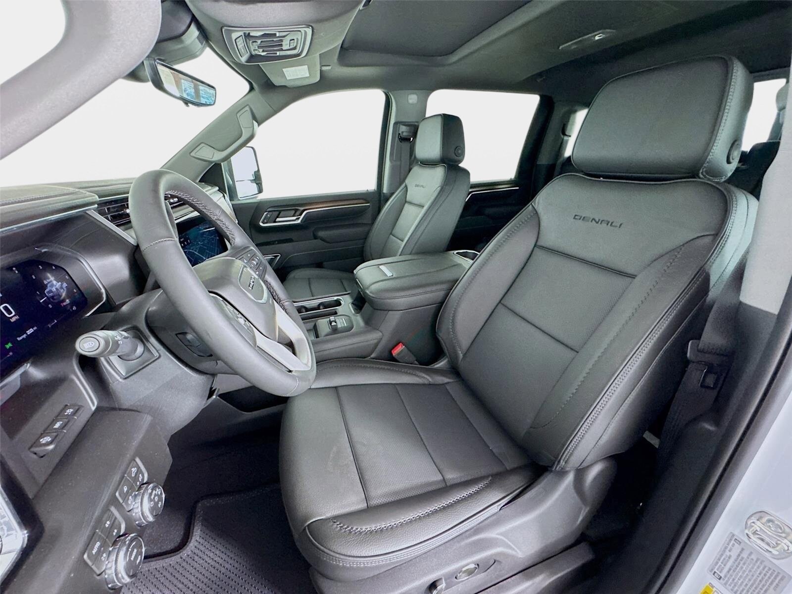 2026 GMC Sierra 2500HD Denali - Photo 11