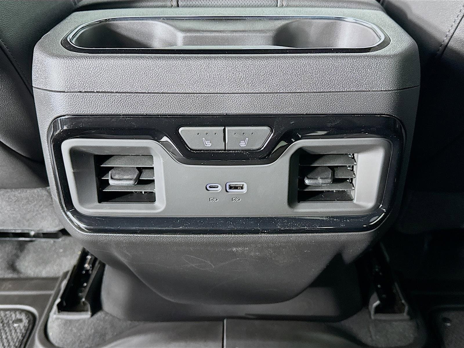2026 GMC Sierra 1500 AT4 - Photo 27