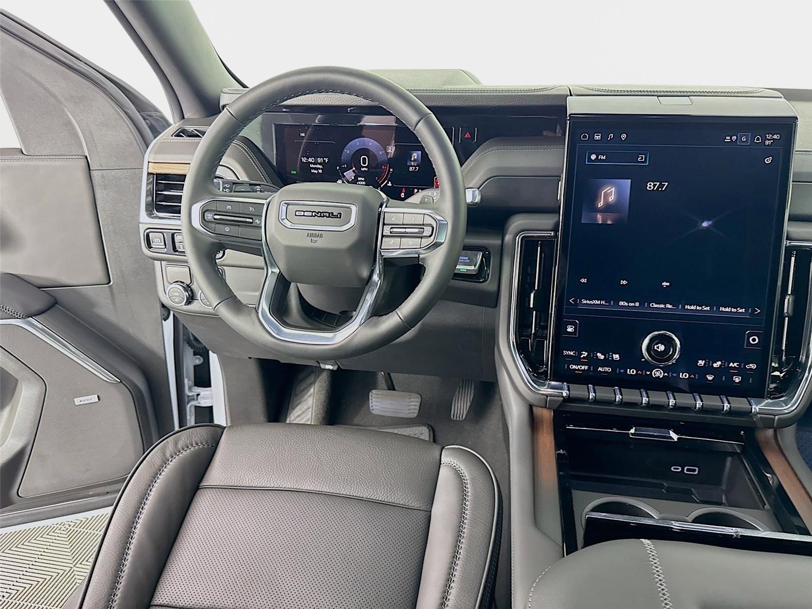 2026 GMC Yukon XL Denali - Photo 25