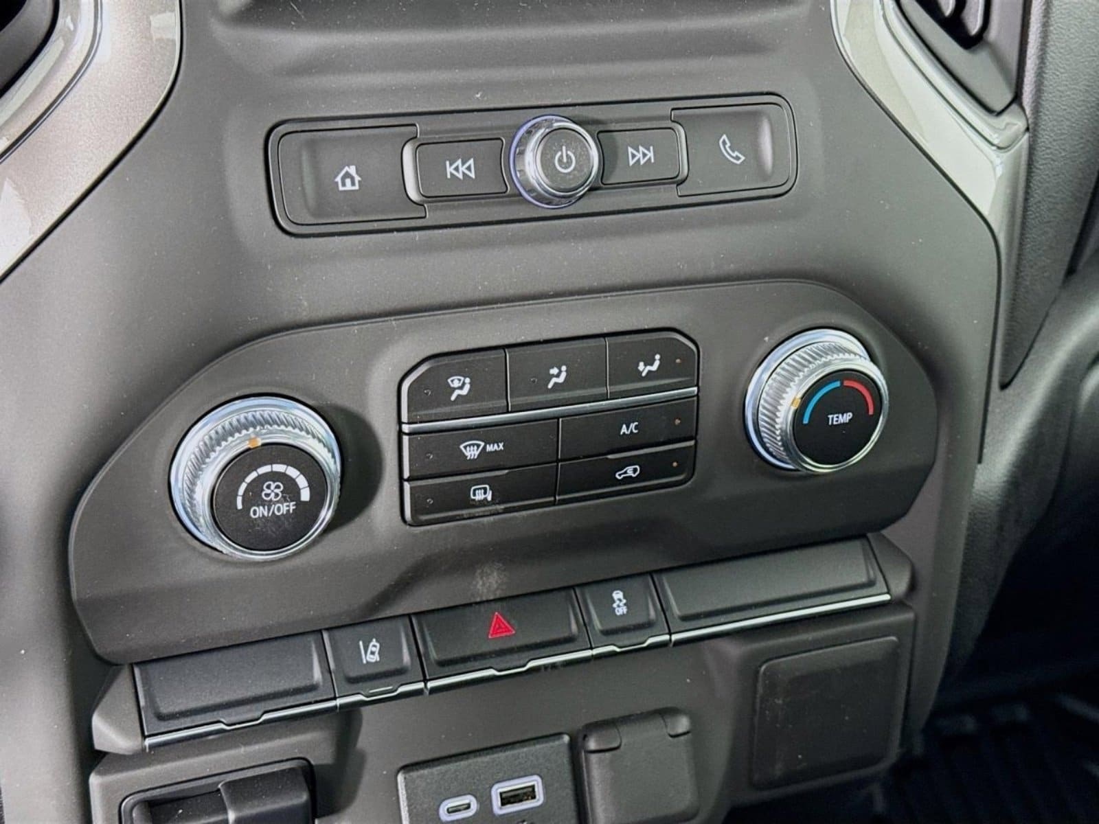 2025 GMC Sierra 2500HD Pro - Photo 16