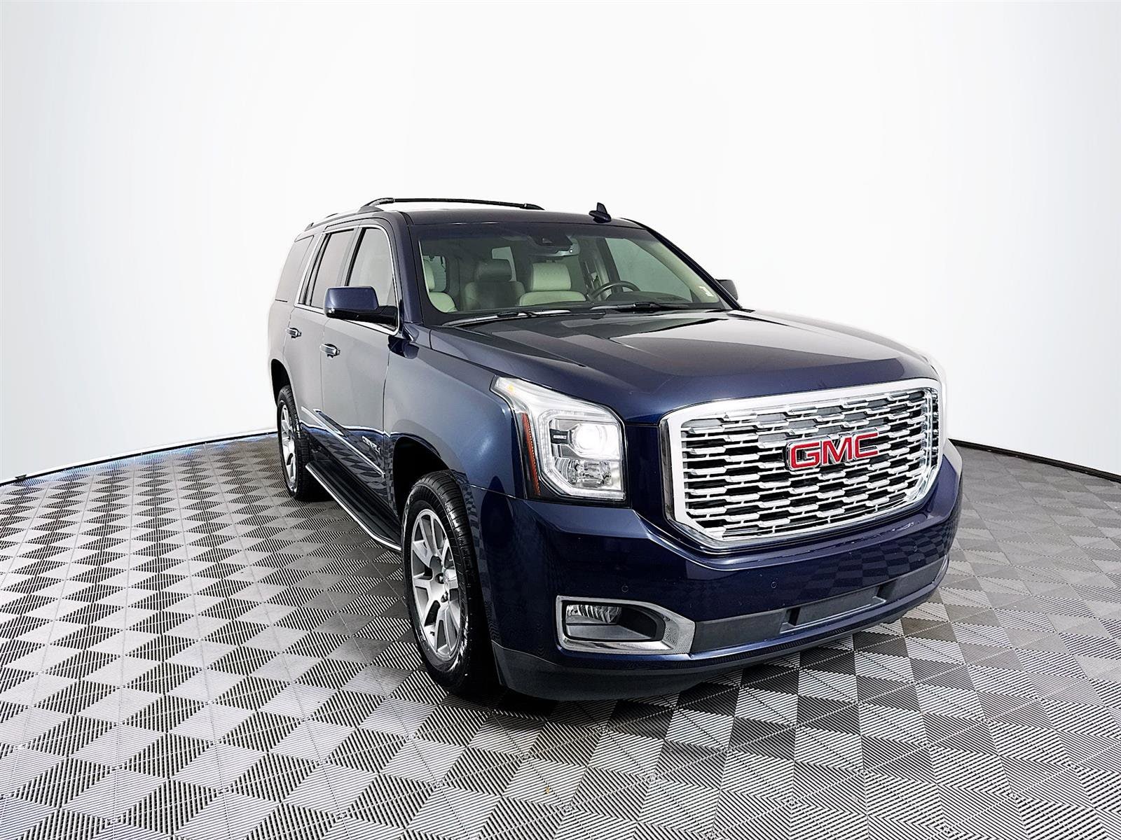 2018 GMC Yukon Denali's photo
