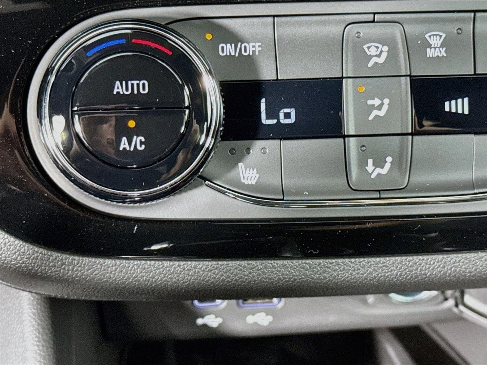 2026 Buick Envista Sport Touring - Photo 20
