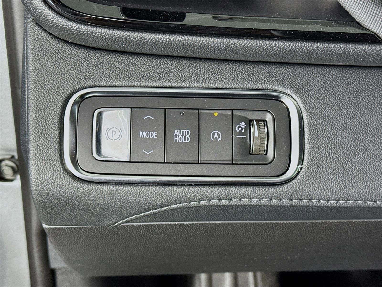 2026 Buick Enclave Preferred - Photo 10