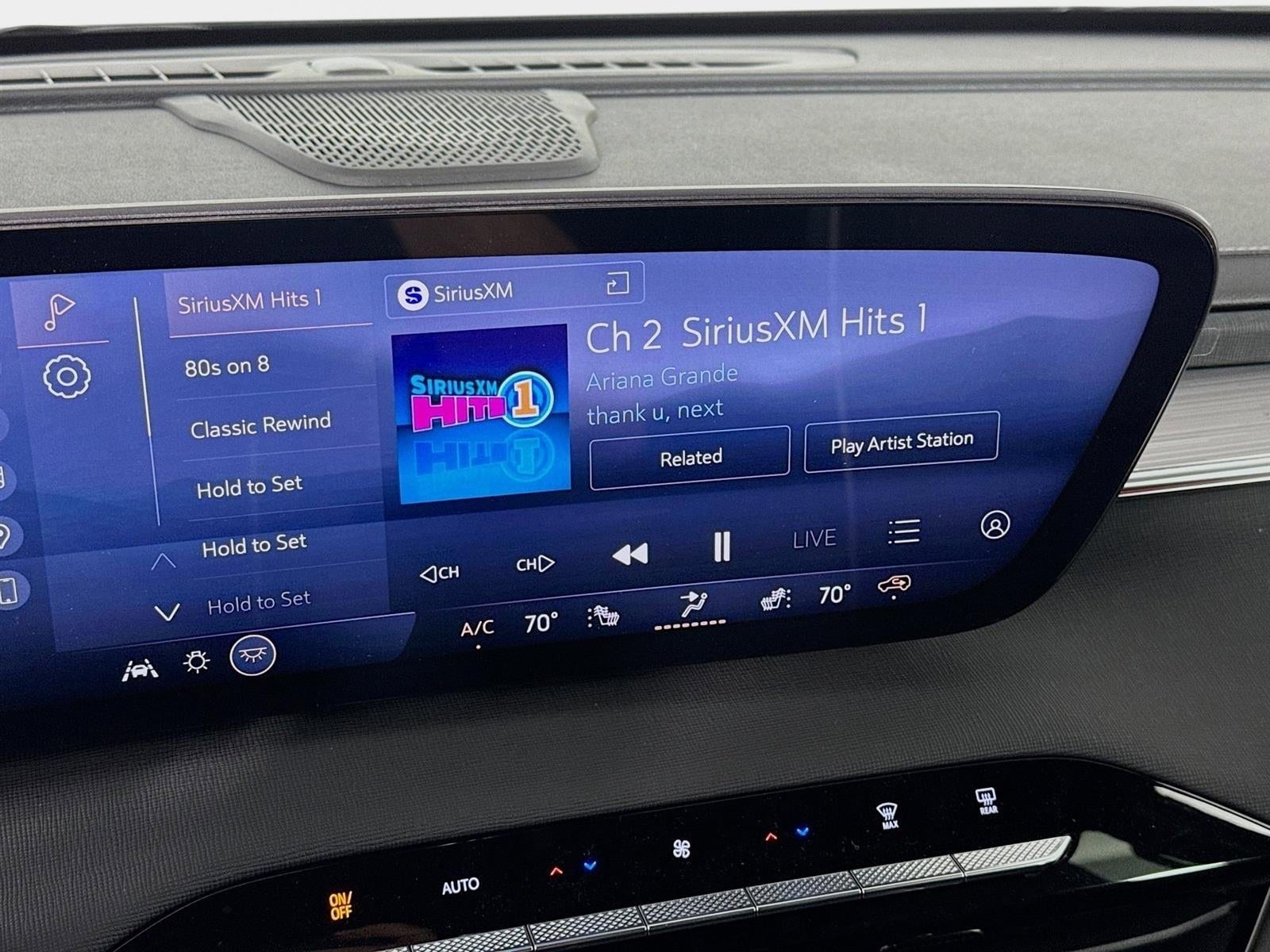 2026 Buick Enclave Preferred - Photo 14