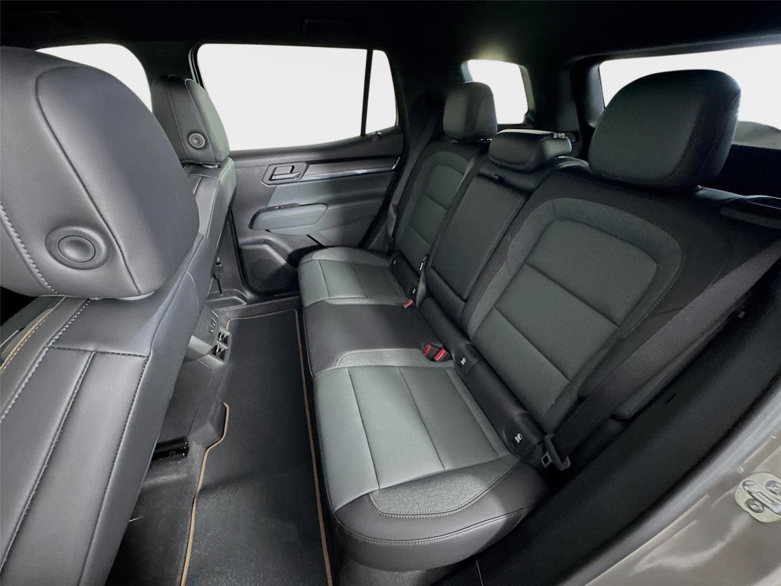 2026 GMC Terrain AT4 - Photo 22