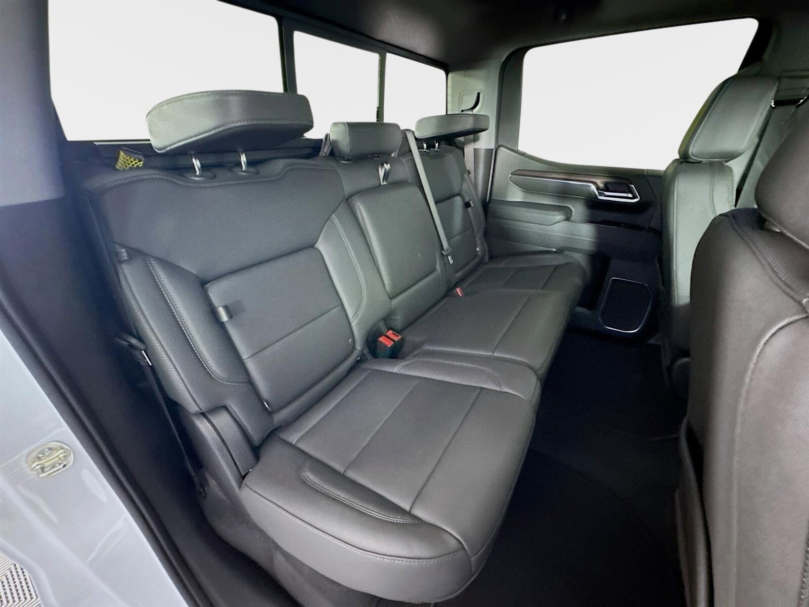 2026 GMC Sierra 1500 SLT - Photo 28
