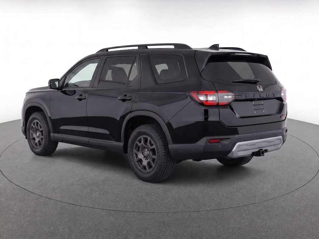 Used 2023 Honda Pilot AWD TrailSport SUV