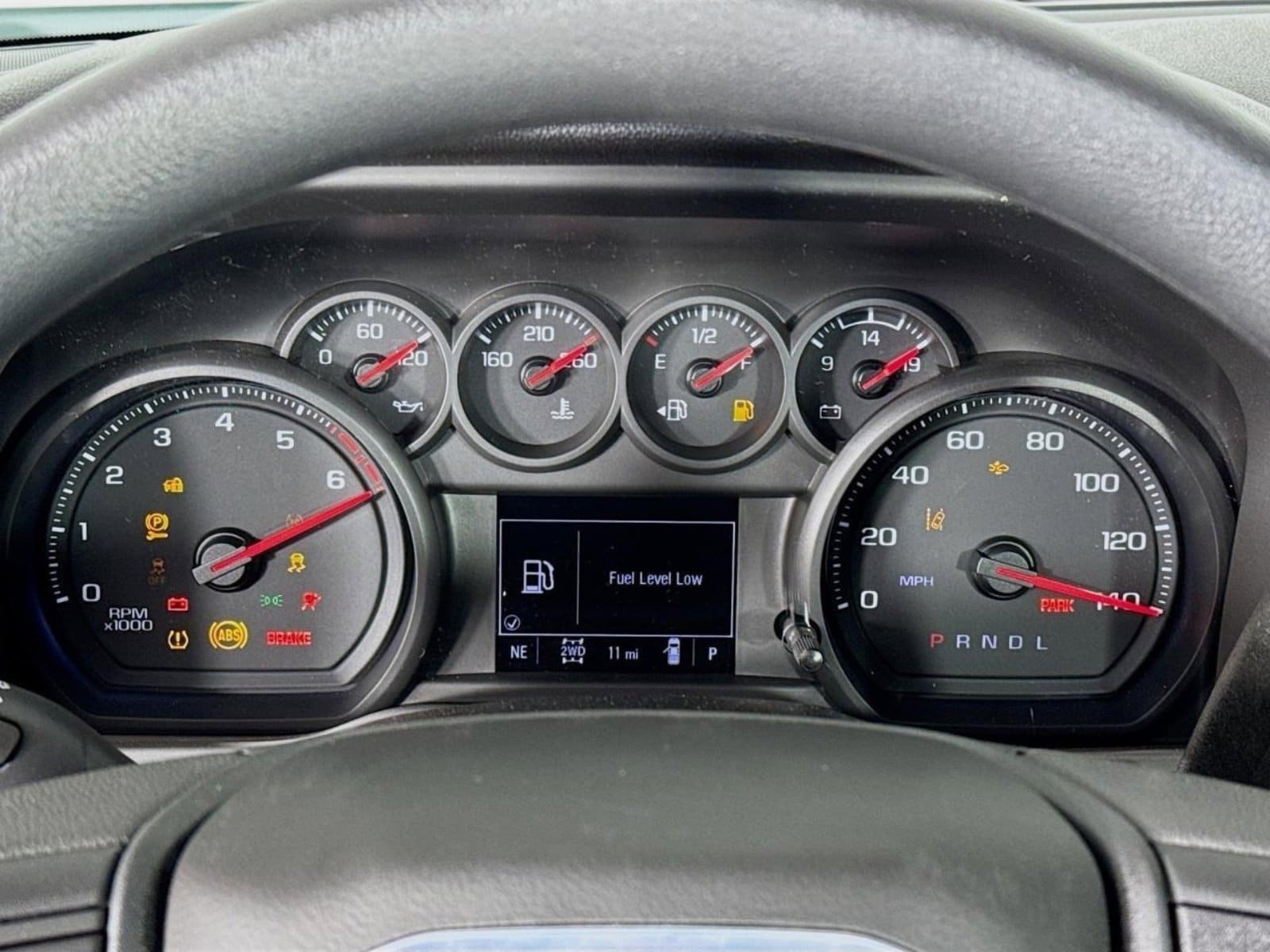 2025 GMC Sierra 2500HD Pro - Photo 13