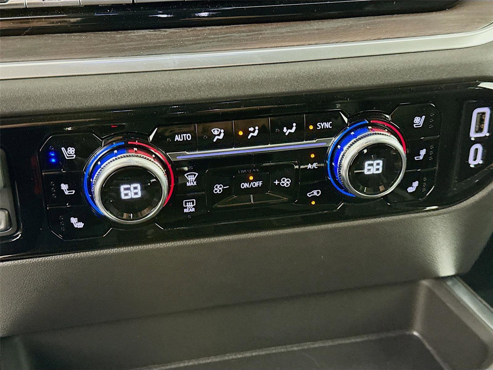 2025 GMC Sierra 1500 SLT - Photo 18