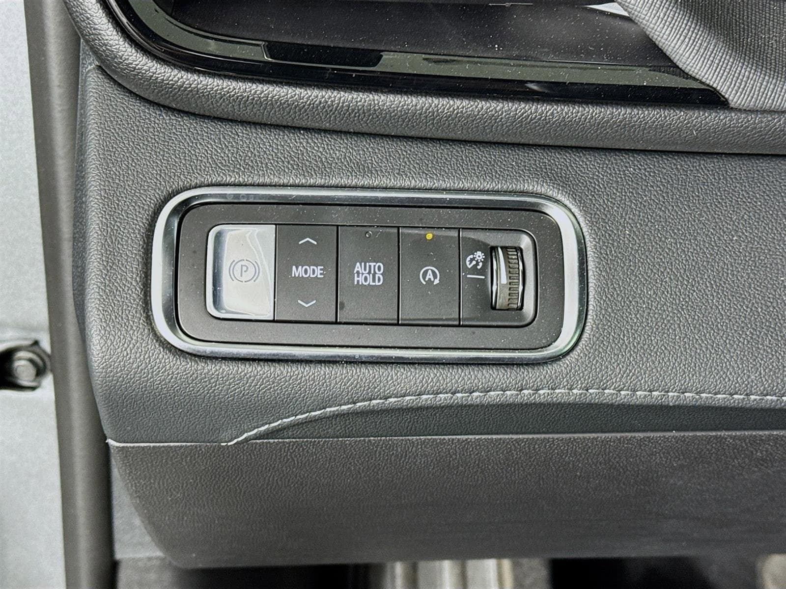 2026 Buick Enclave Preferred - Photo 10