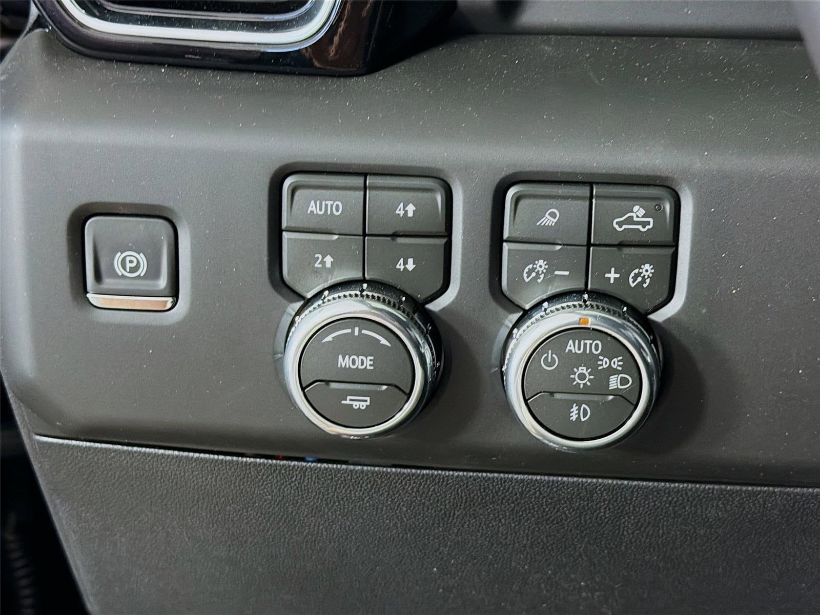 2026 GMC Sierra 2500HD Denali Ultimate - Photo 10