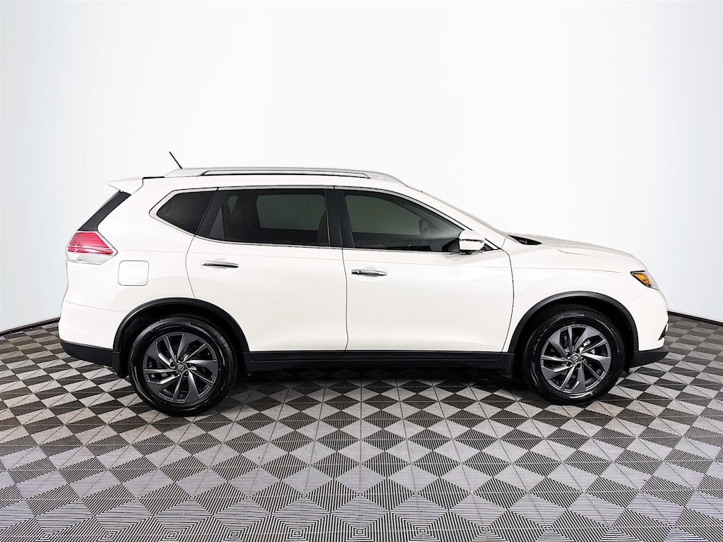 Used 2016 Nissan Rogue SL SUV