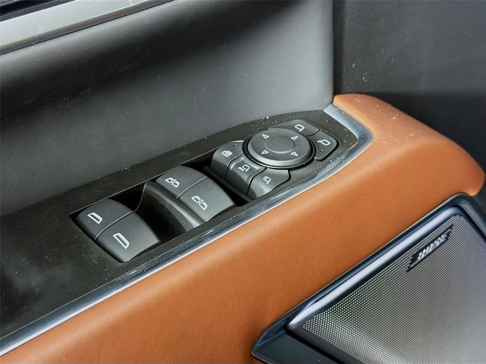 2026 GMC Sierra 2500HD Denali Ultimate - Photo 20