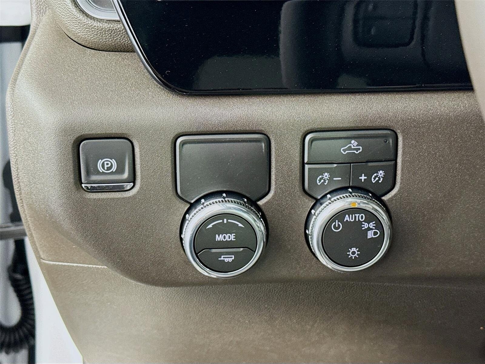 2026 GMC Sierra 1500 SLE - Photo 10