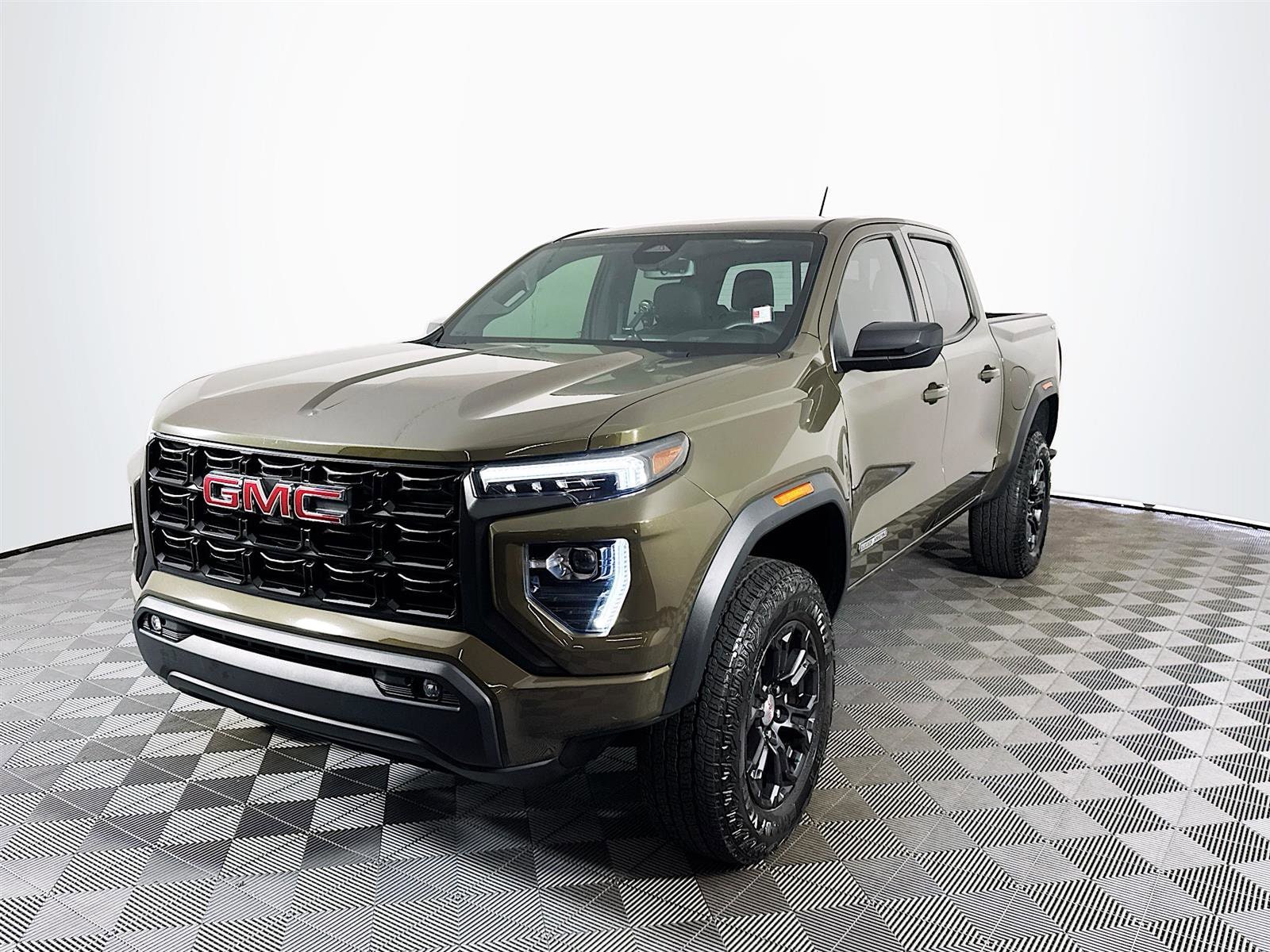2023 GMC Canyon Elevation's photo