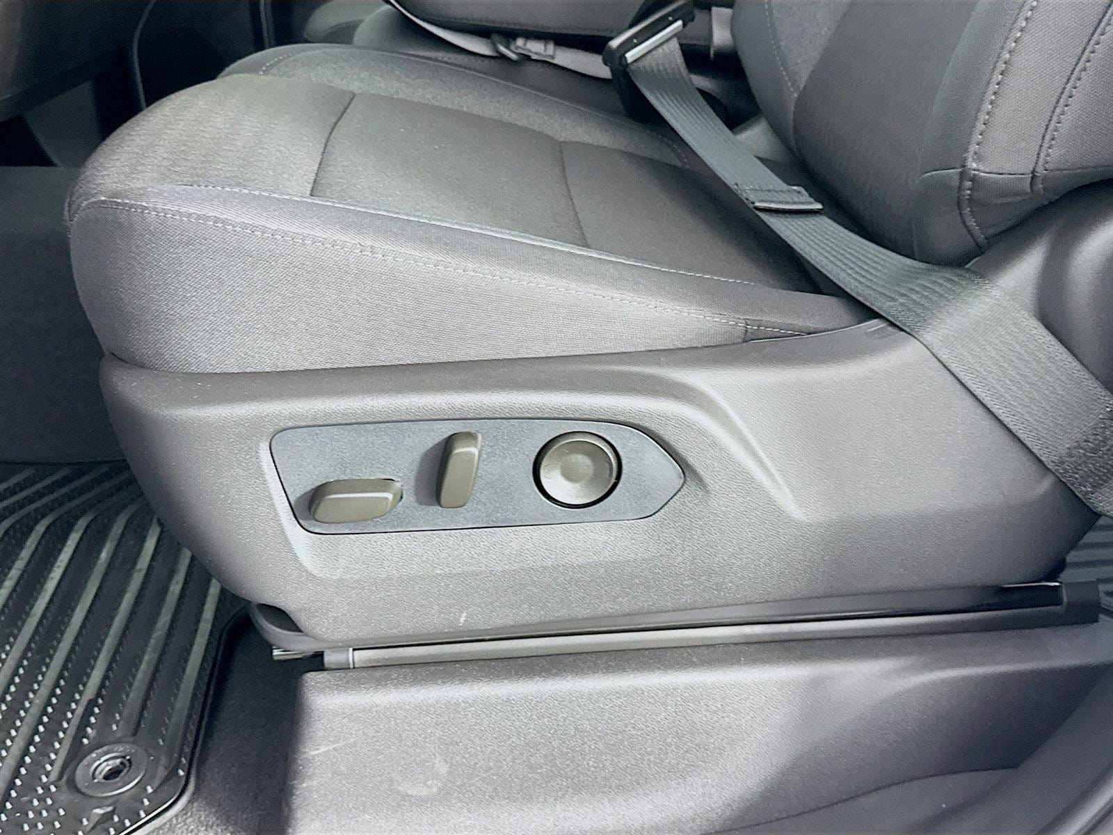2026 GMC Sierra 1500 SLE - Photo 20