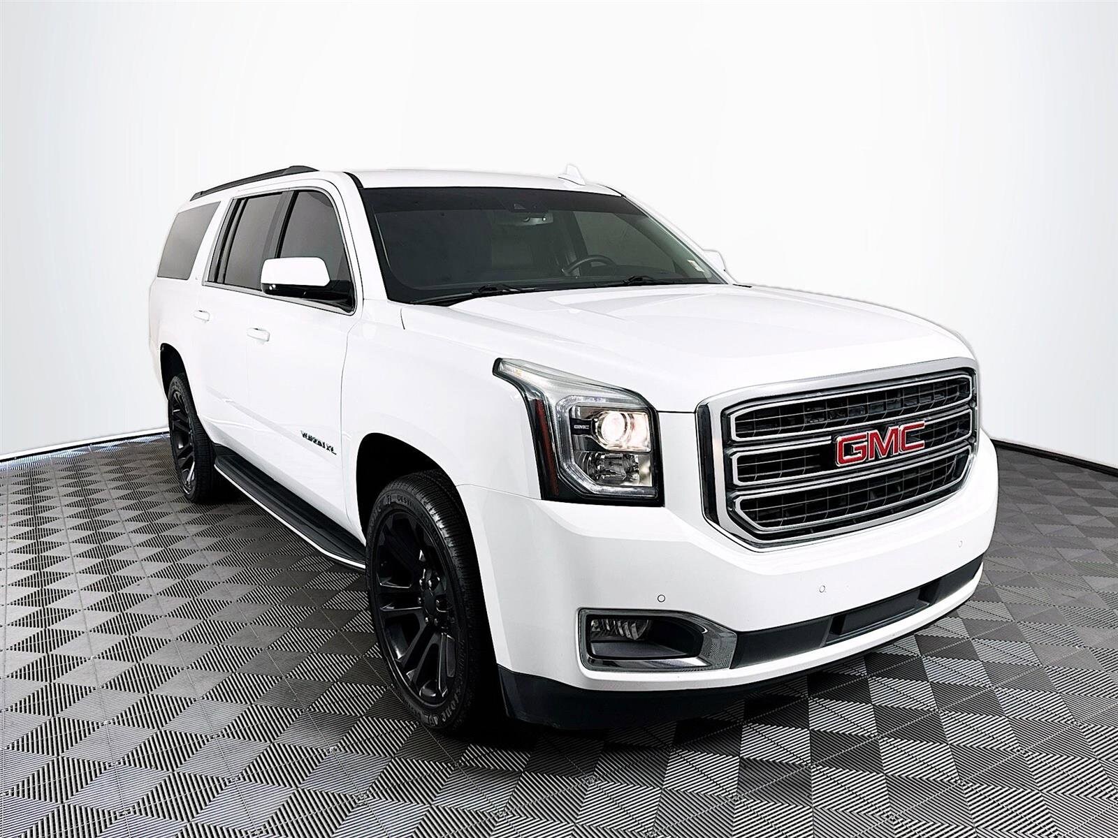 2019 Gmc Yukon XL SLT photo 3
