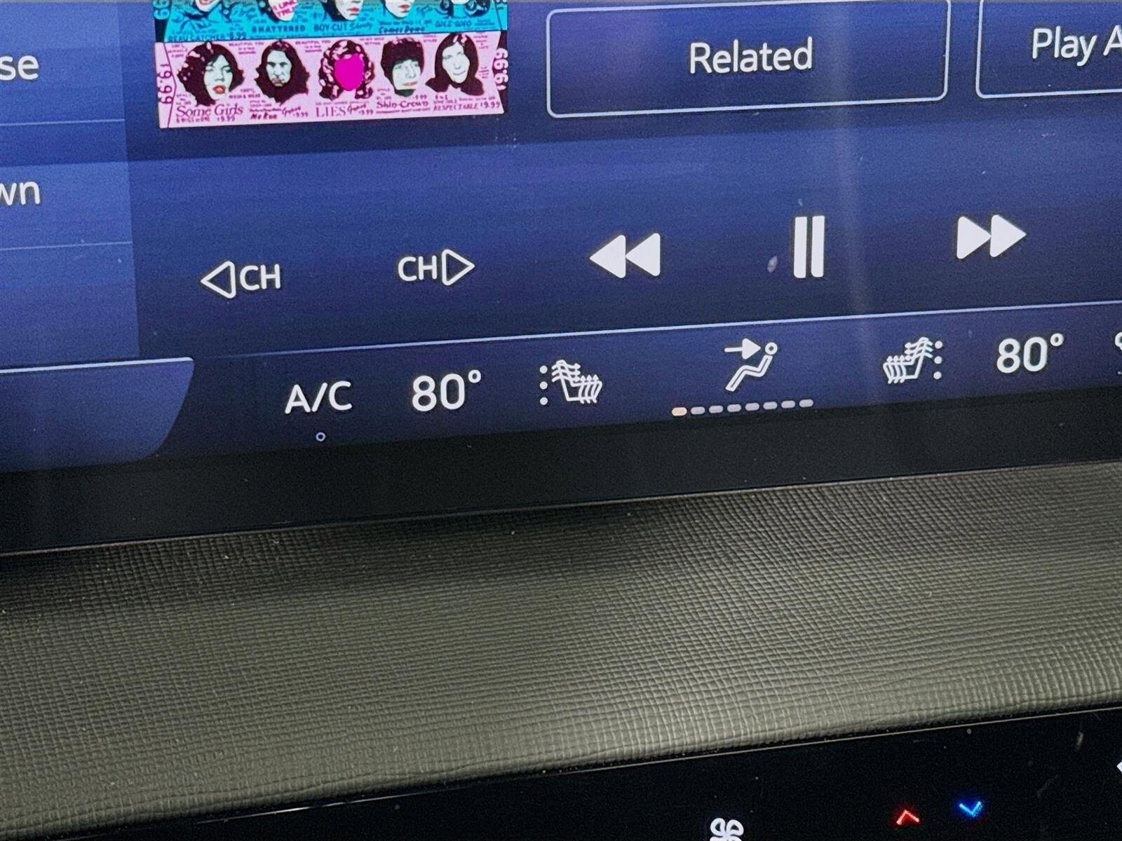 2026 Buick Enclave Preferred - Photo 22