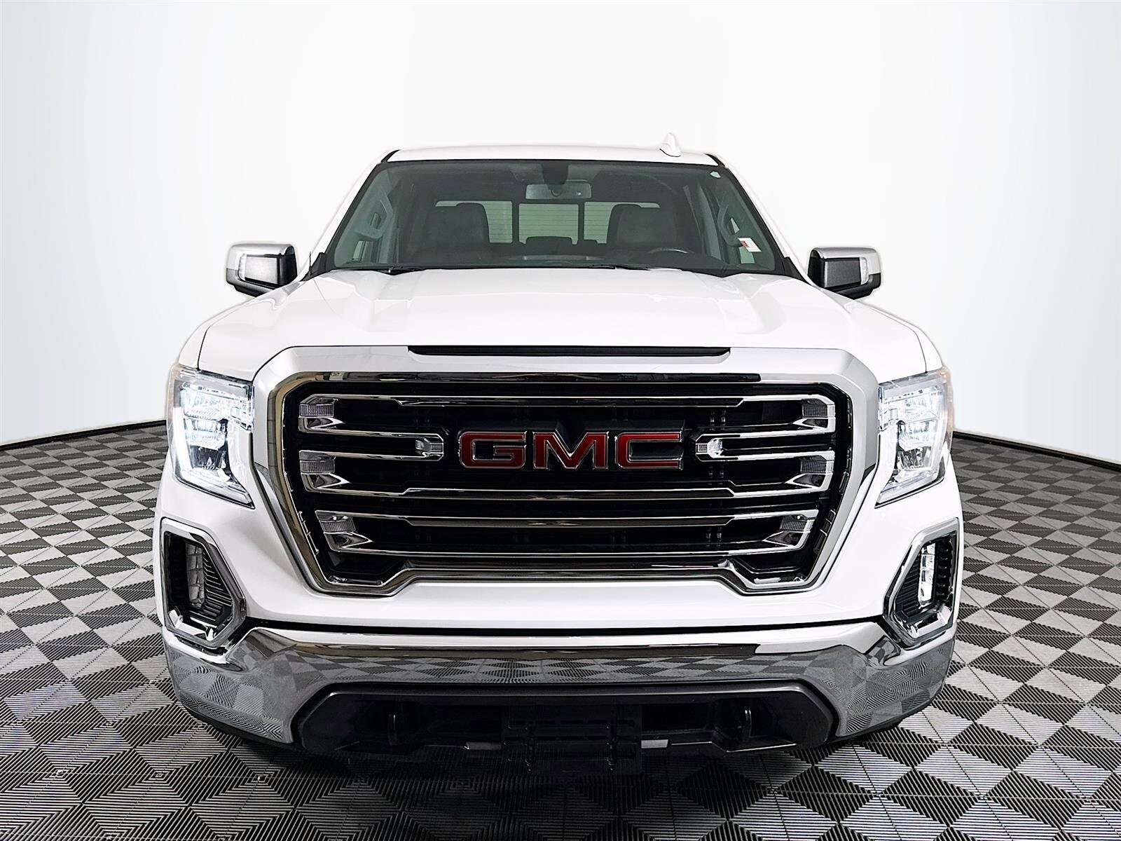 2021 Gmc Sierra 1500 SLT photo 2