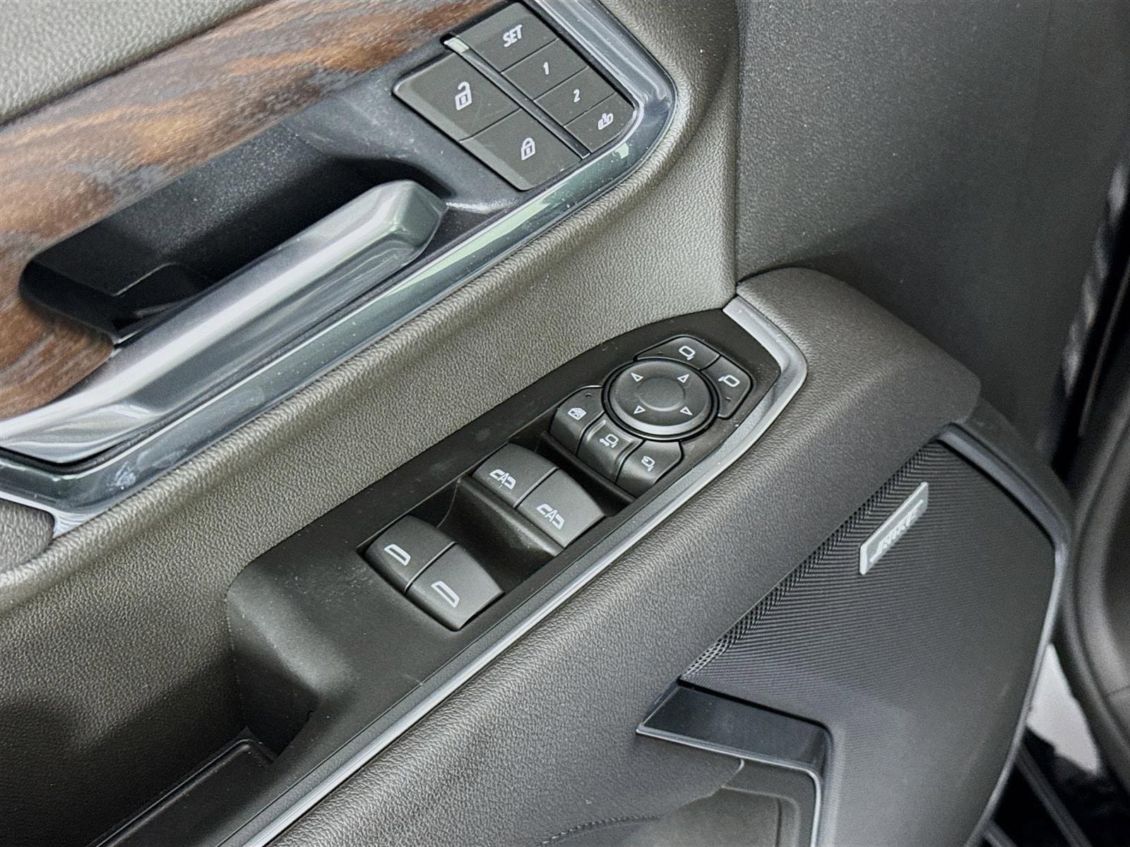 2025 GMC Sierra 2500HD SLT - Photo 19