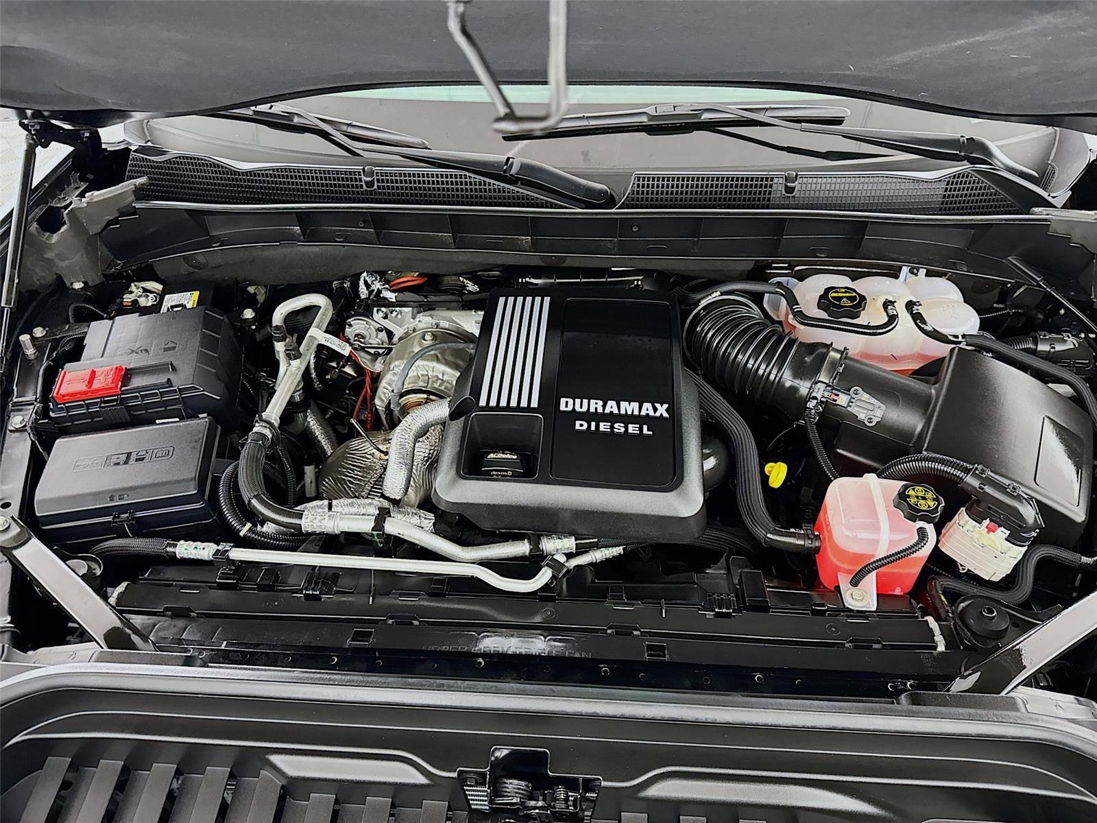 2025 GMC Sierra 1500 SLT - Photo 31