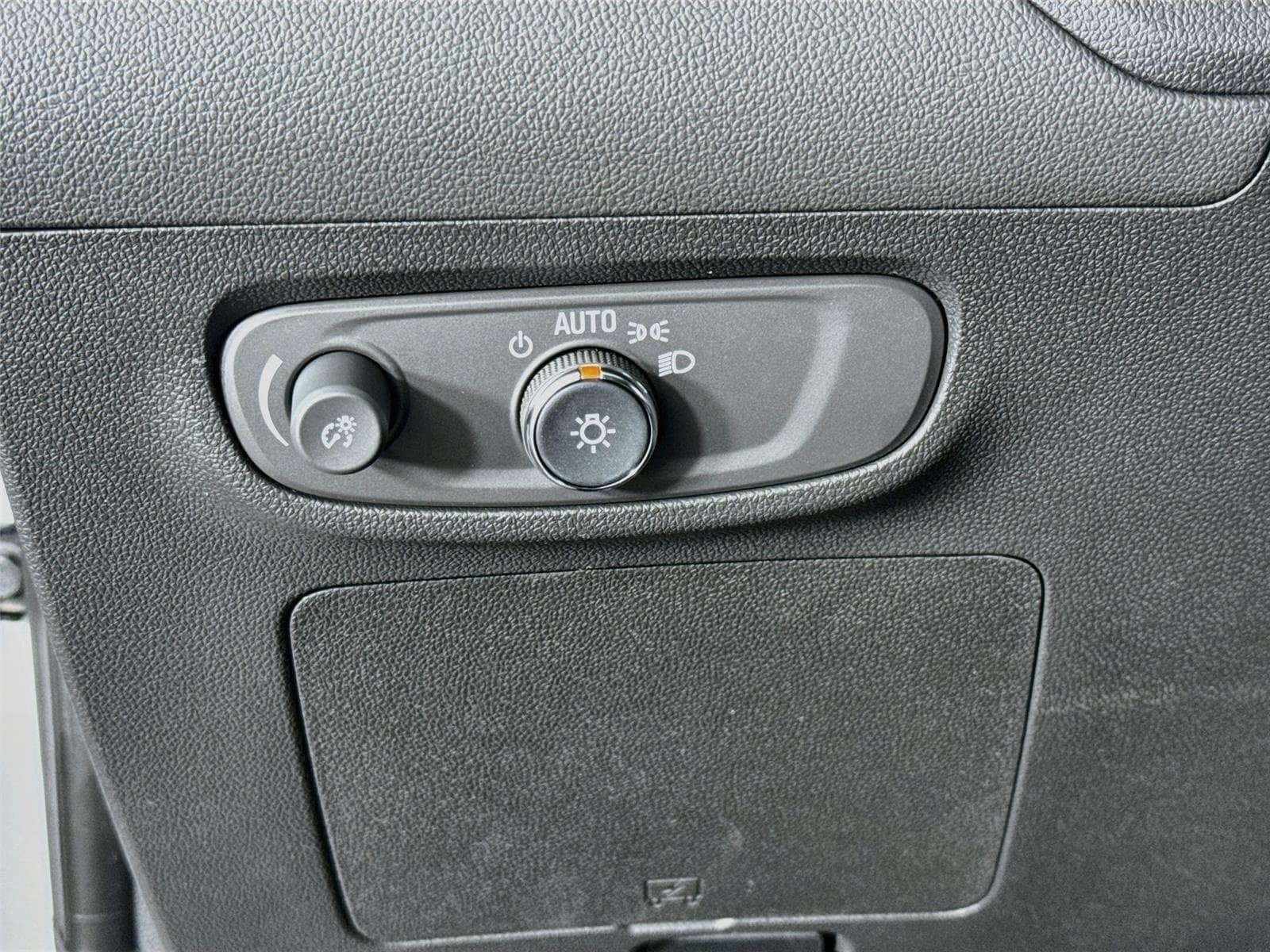 2026 Buick Encore GX Sport Touring - Photo 10