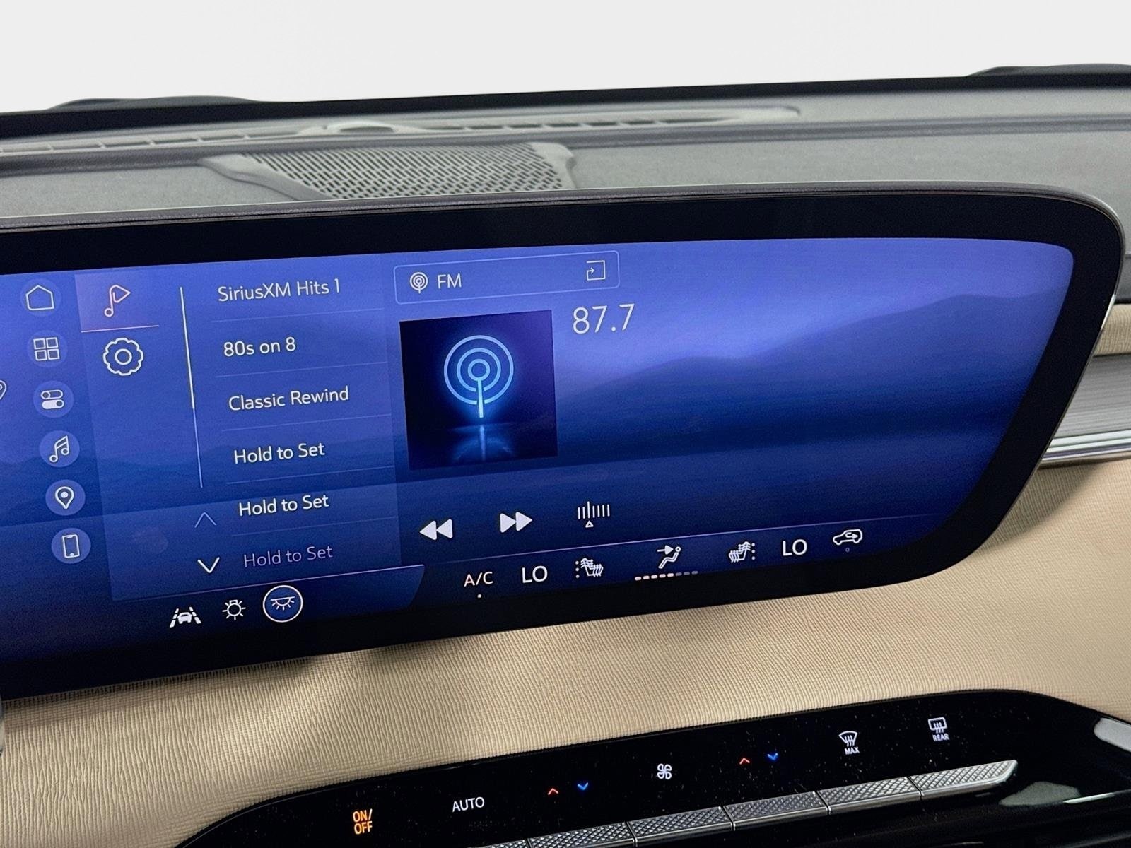 2026 Buick Enclave Preferred - Photo 14