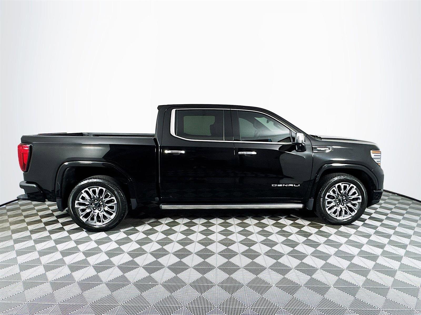 2023 Gmc Sierra 1500 Denali Ultimate photo 3