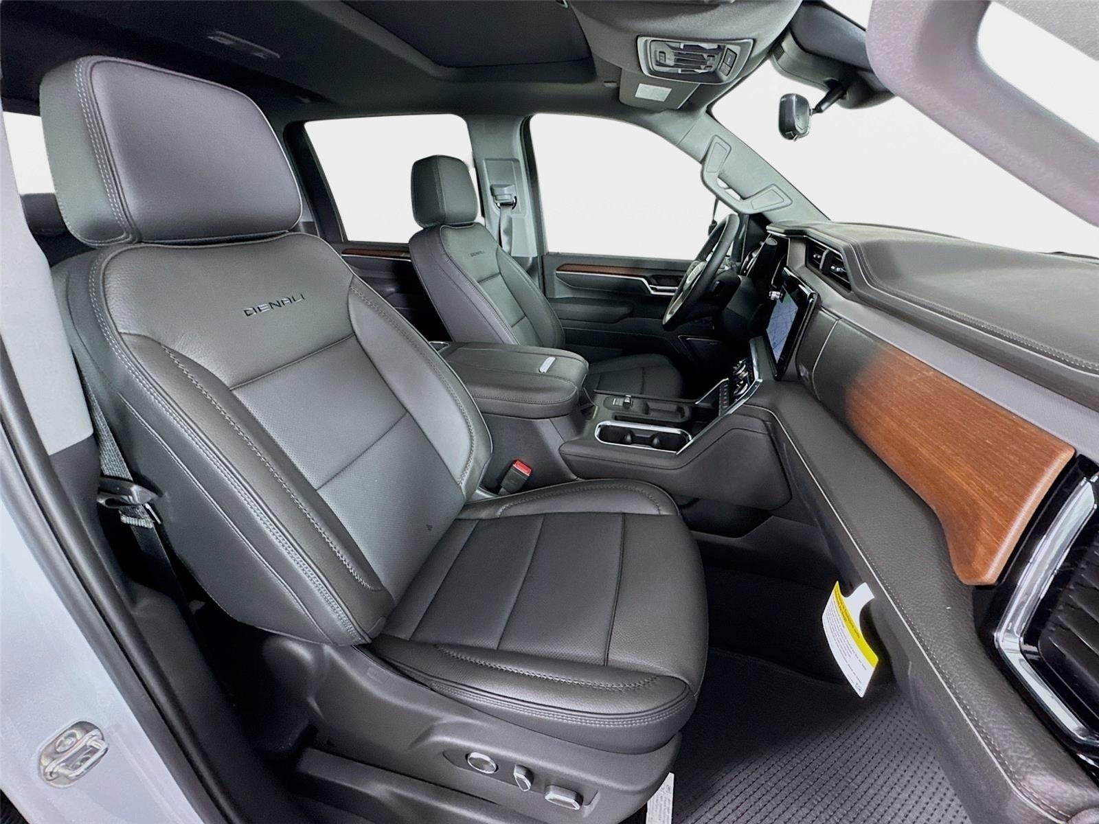 2026 GMC Sierra 2500HD Denali - Photo 29
