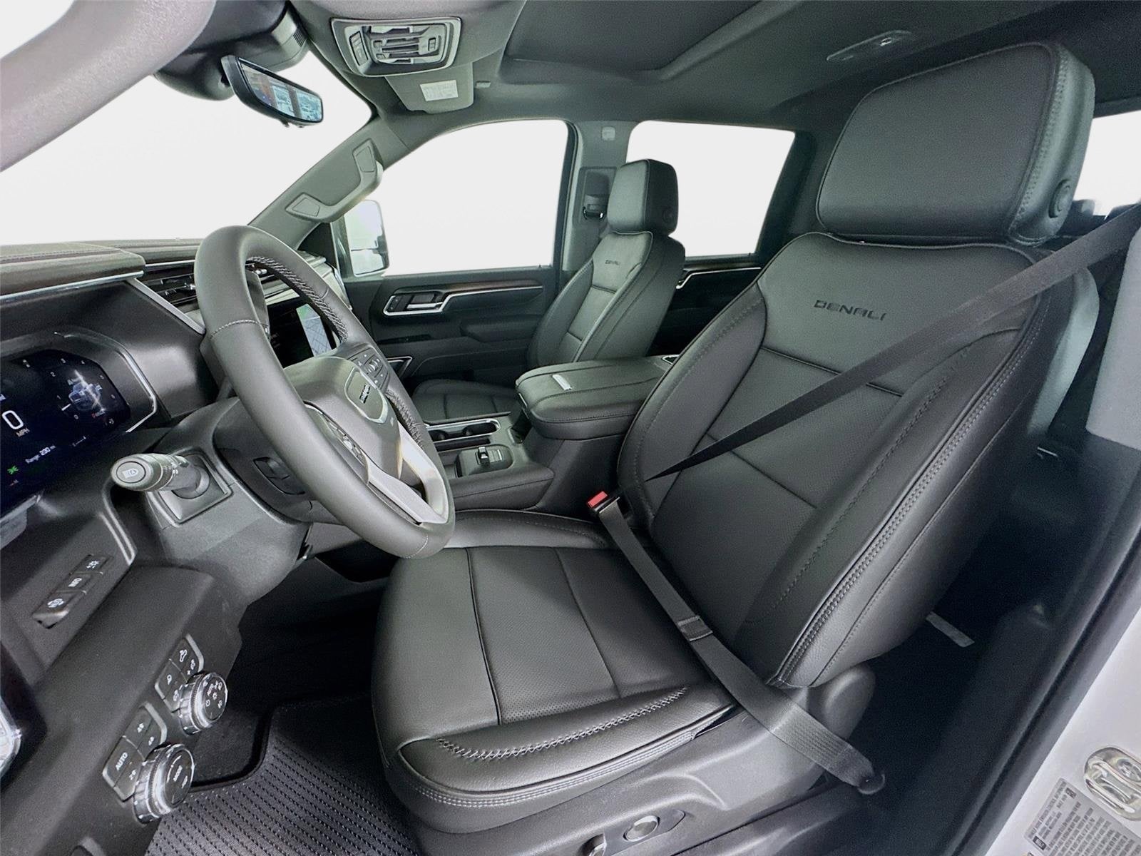 2026 GMC Sierra 2500HD Denali - Photo 11