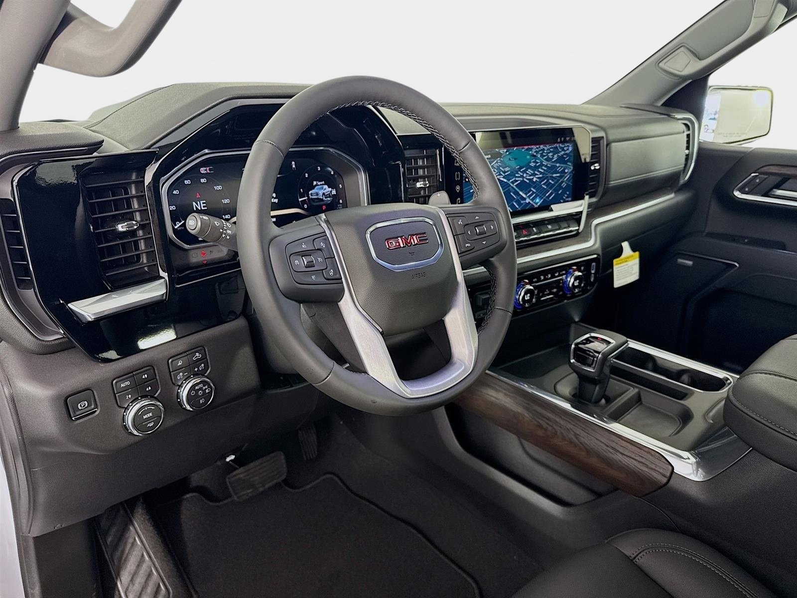 2026 GMC Sierra 1500 SLT - Photo 9