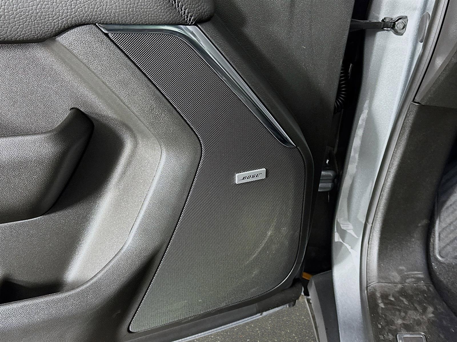 2026 GMC Yukon XL Denali - Photo 21