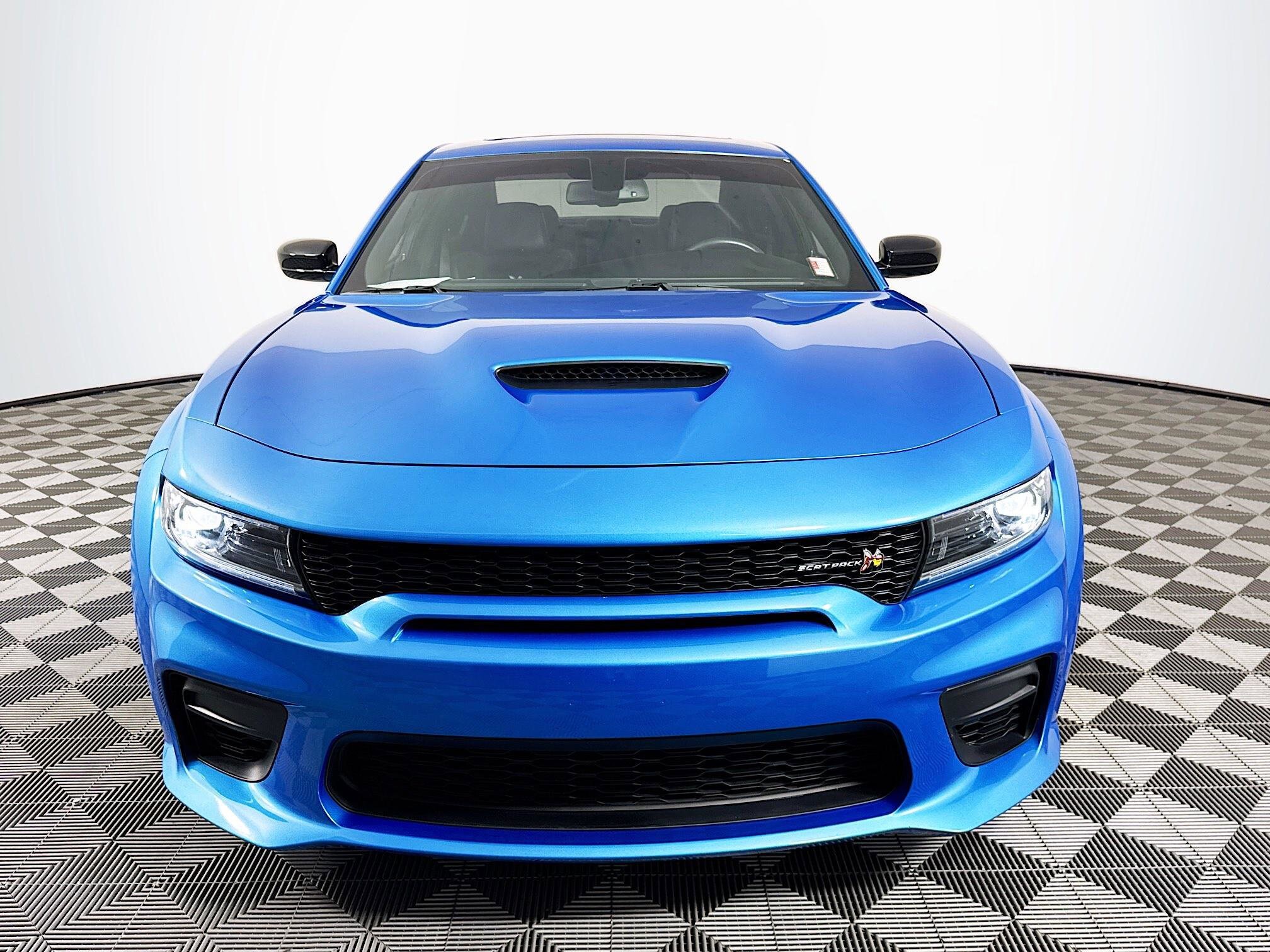2023 Dodge Charger R/T Scat Pack Widebody photo 2