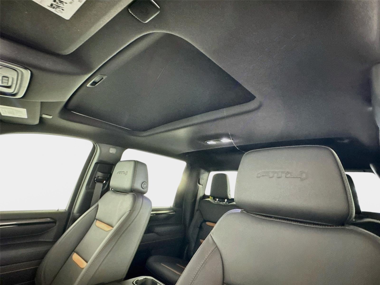 2026 GMC Sierra 2500HD AT4 - Photo 13