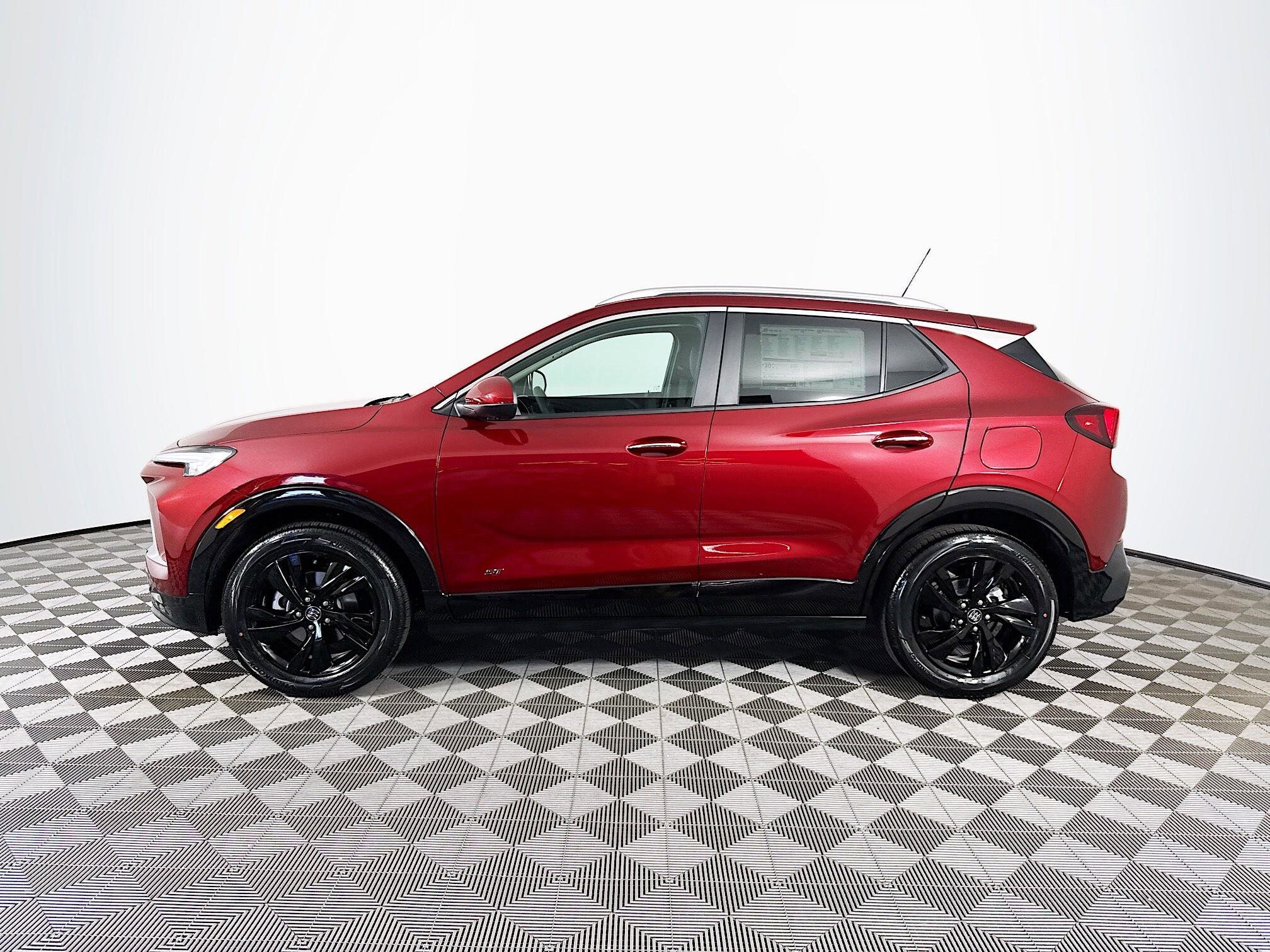 2025 Buick Encore GX Sport Touring photo 4