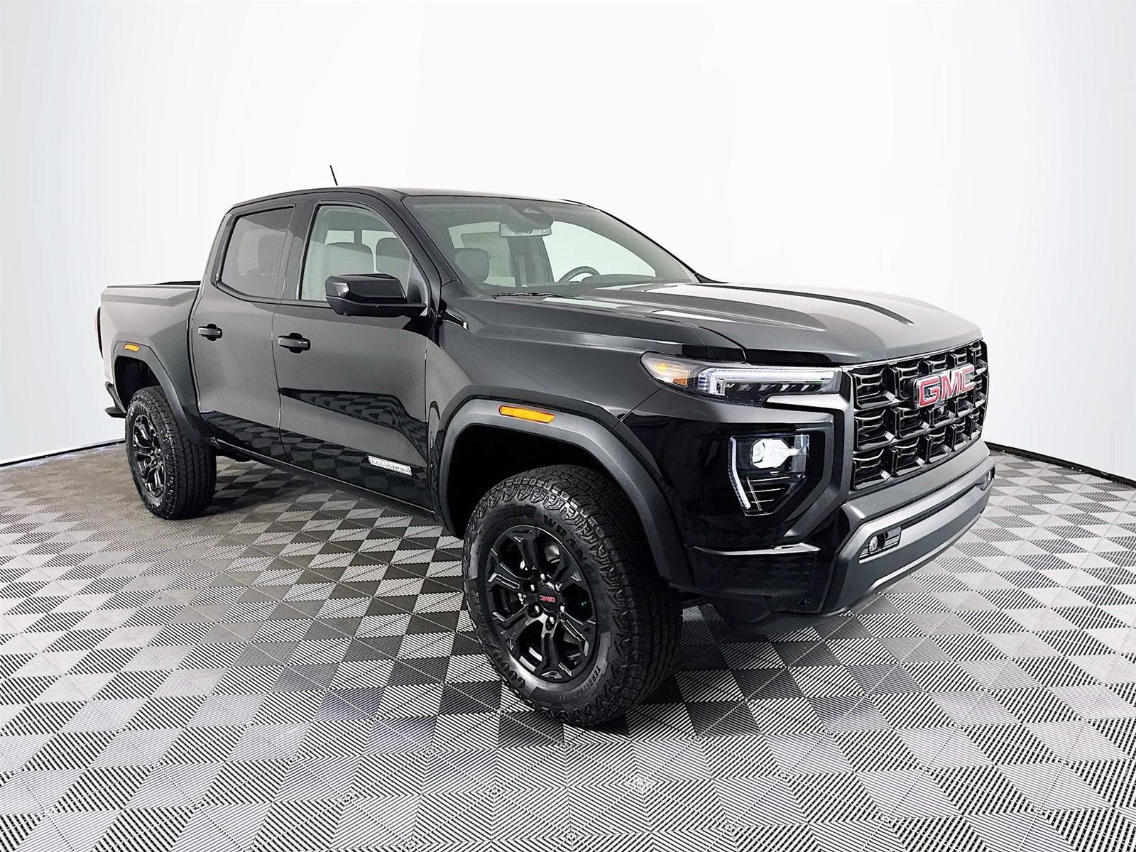 2025 GMC Canyon Elevation's photo