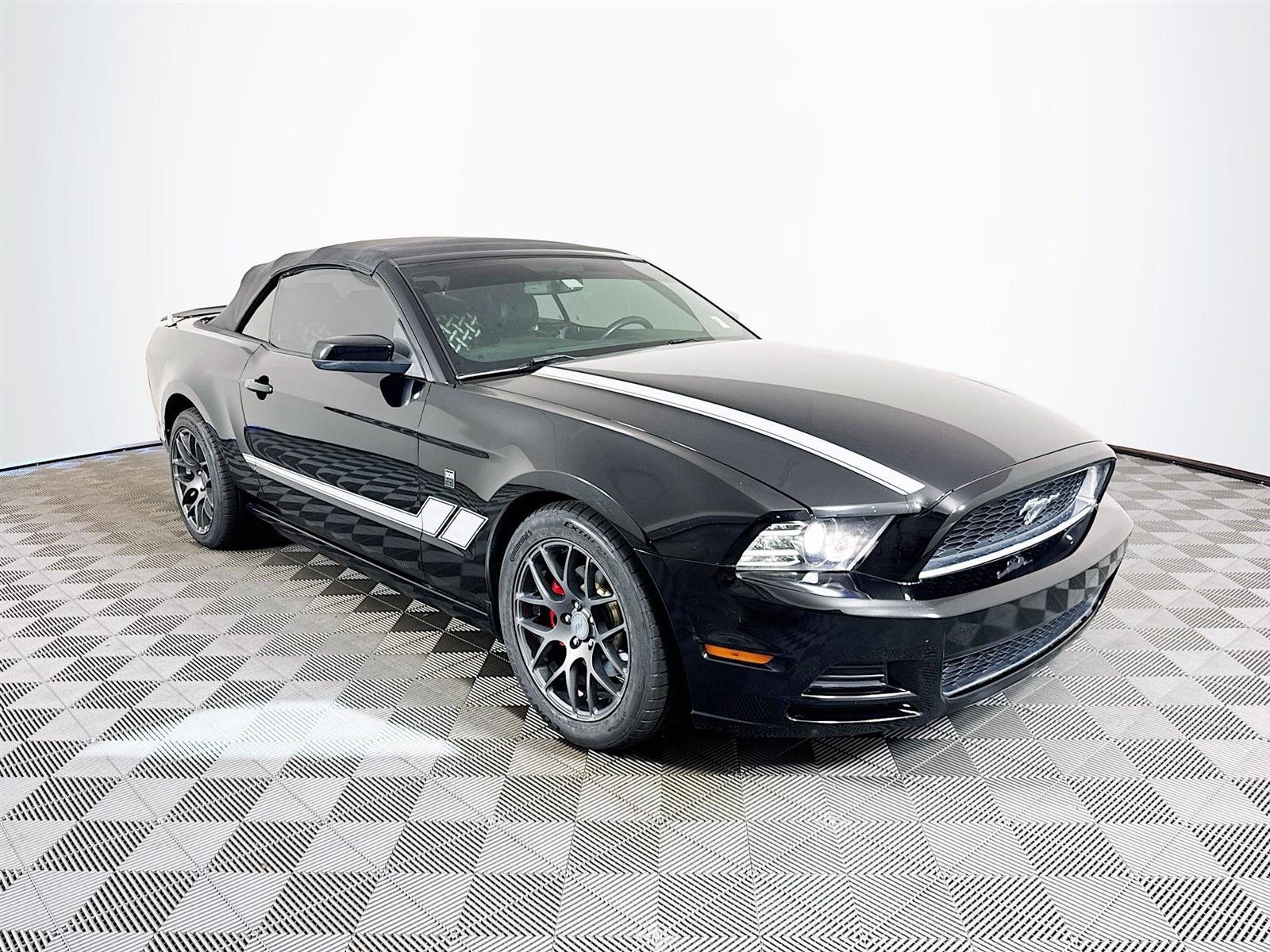 2014 Ford Mustang V6 Premium