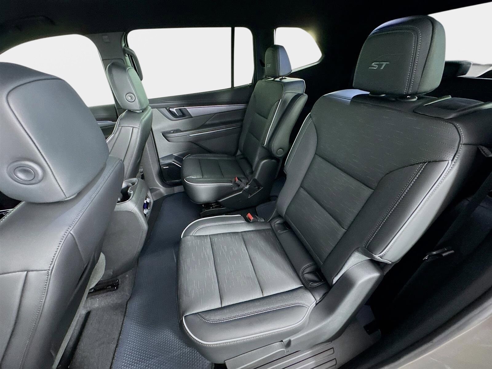 2026 Buick Enclave Sport Touring - Photo 23