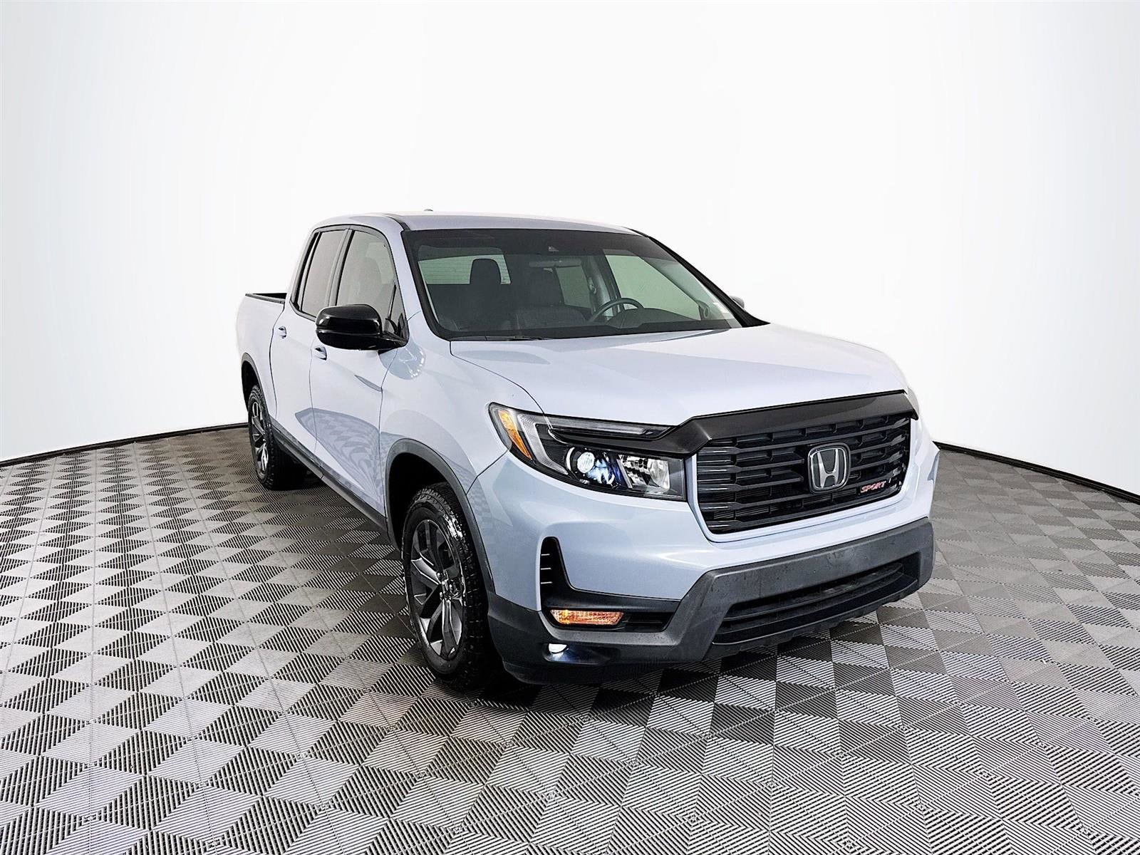 2023 Honda Ridgeline Sport's photo