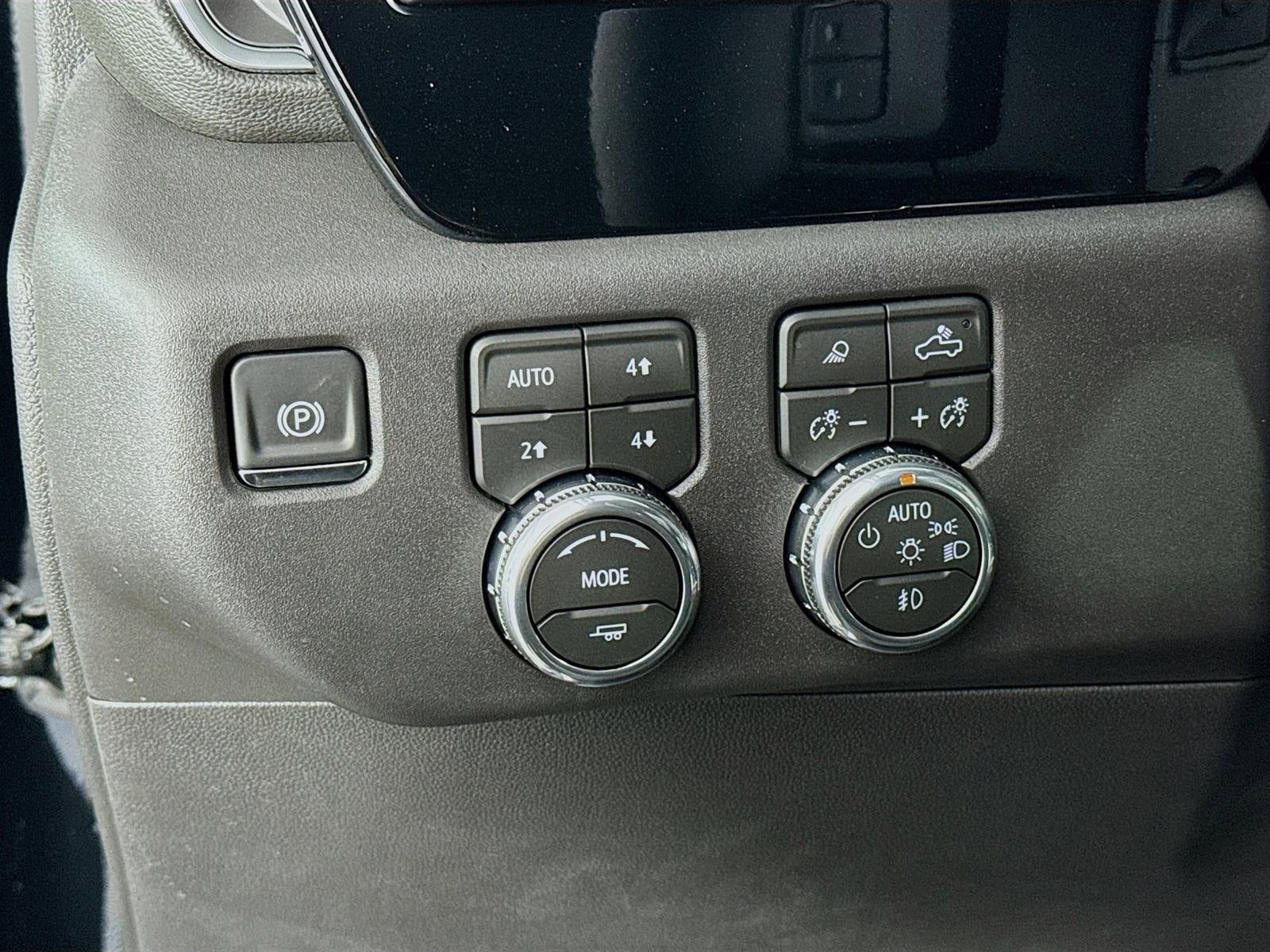2026 GMC Sierra 1500 SLT - Photo 10