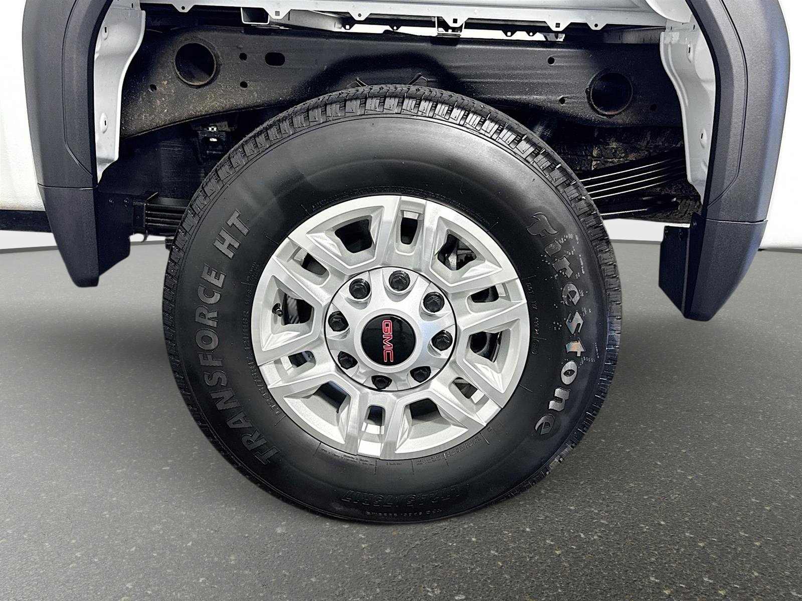 2025 GMC Sierra 2500HD Pro - Photo 23